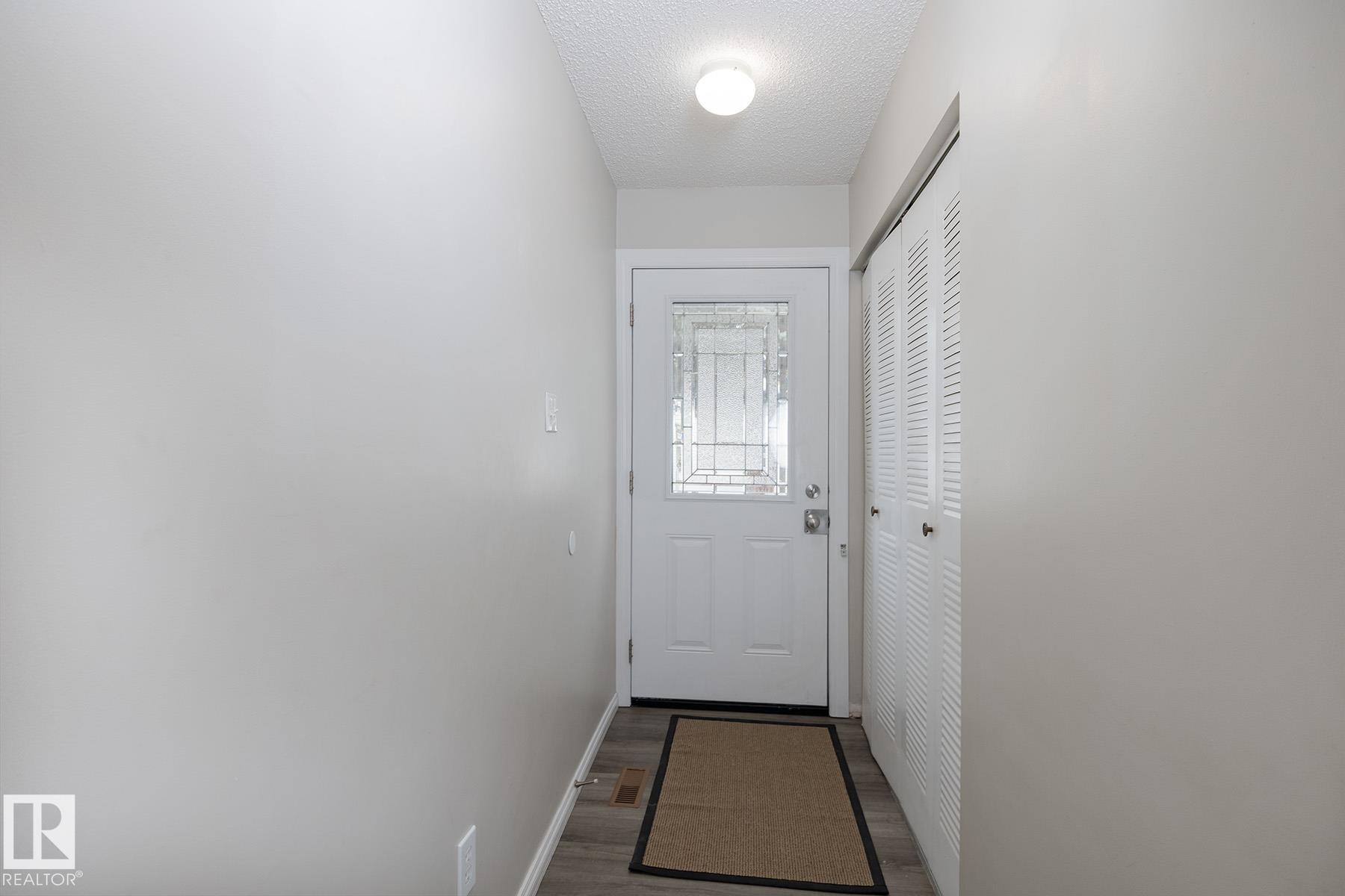 Photo 8 at 37 Woodvale Village NW, Greenview, Edmonton