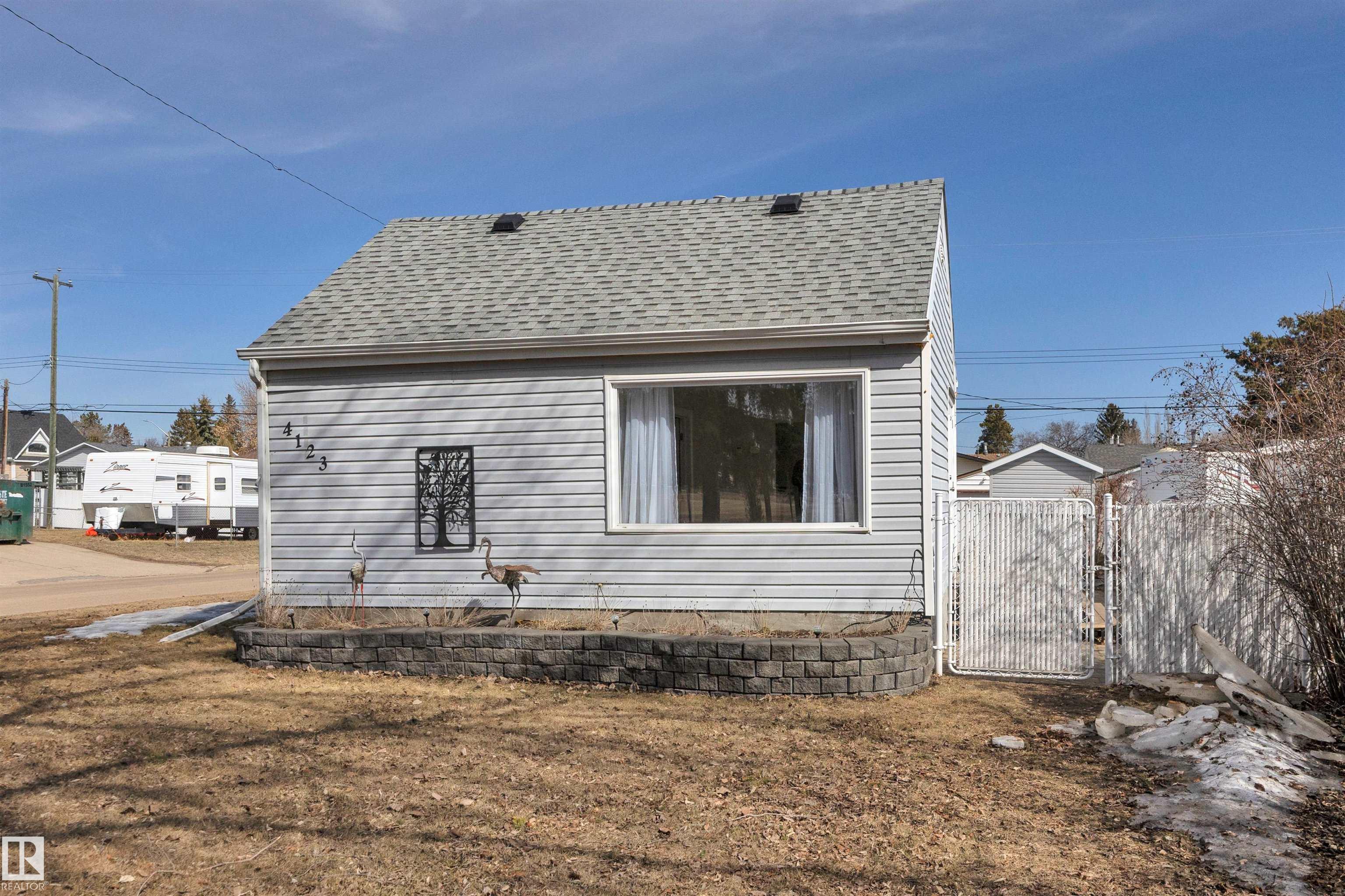 4123 53A ST 2