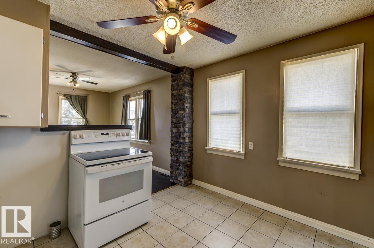 Photo 16 at 6015 106 Street NW, Pleasantview, Edmonton