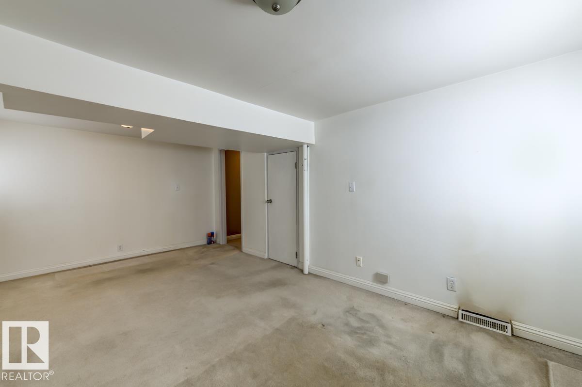 Photo 26 at 6015 106 Street NW, Pleasantview, Edmonton