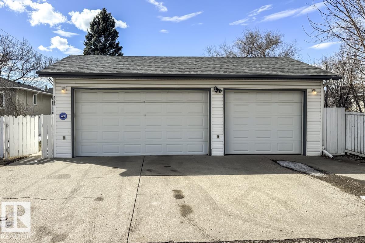 Photo 42 at 6015 106 Street NW, Pleasantview, Edmonton