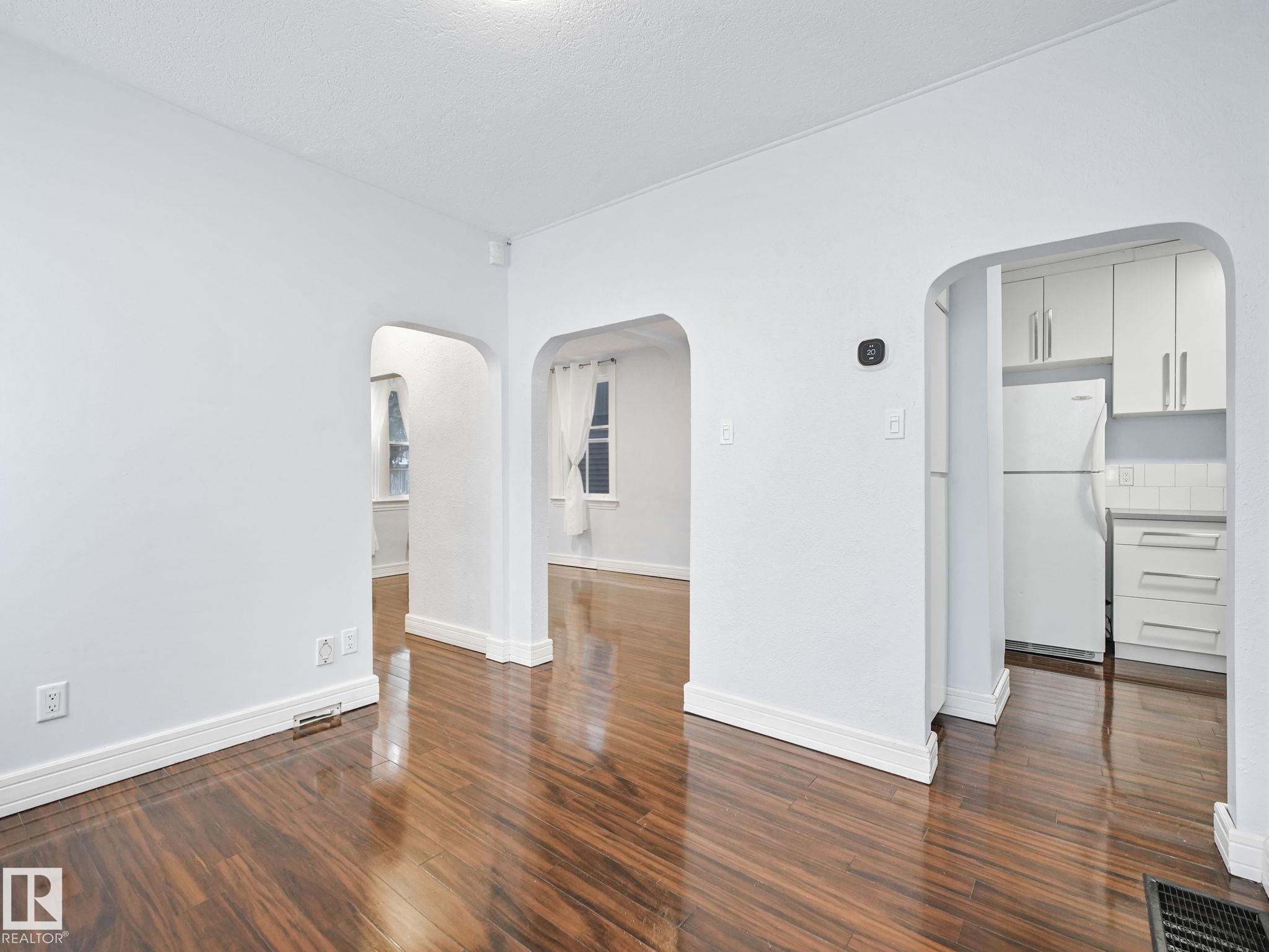 Photo 7 at 12141 96 Street NW, Alberta Avenue, Edmonton