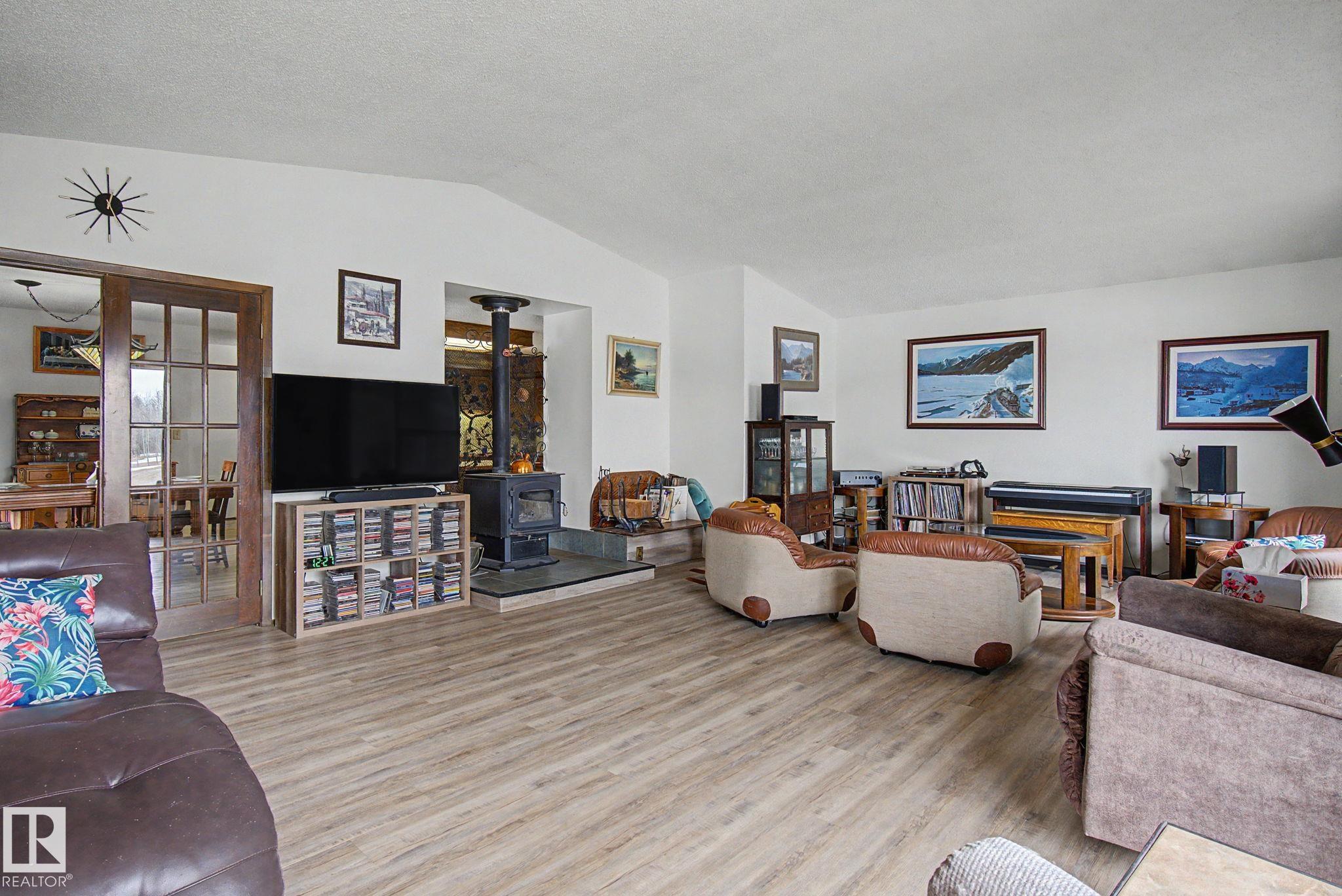 Photo 22 at 22302 Twp Rd 504, None, Rural Leduc County