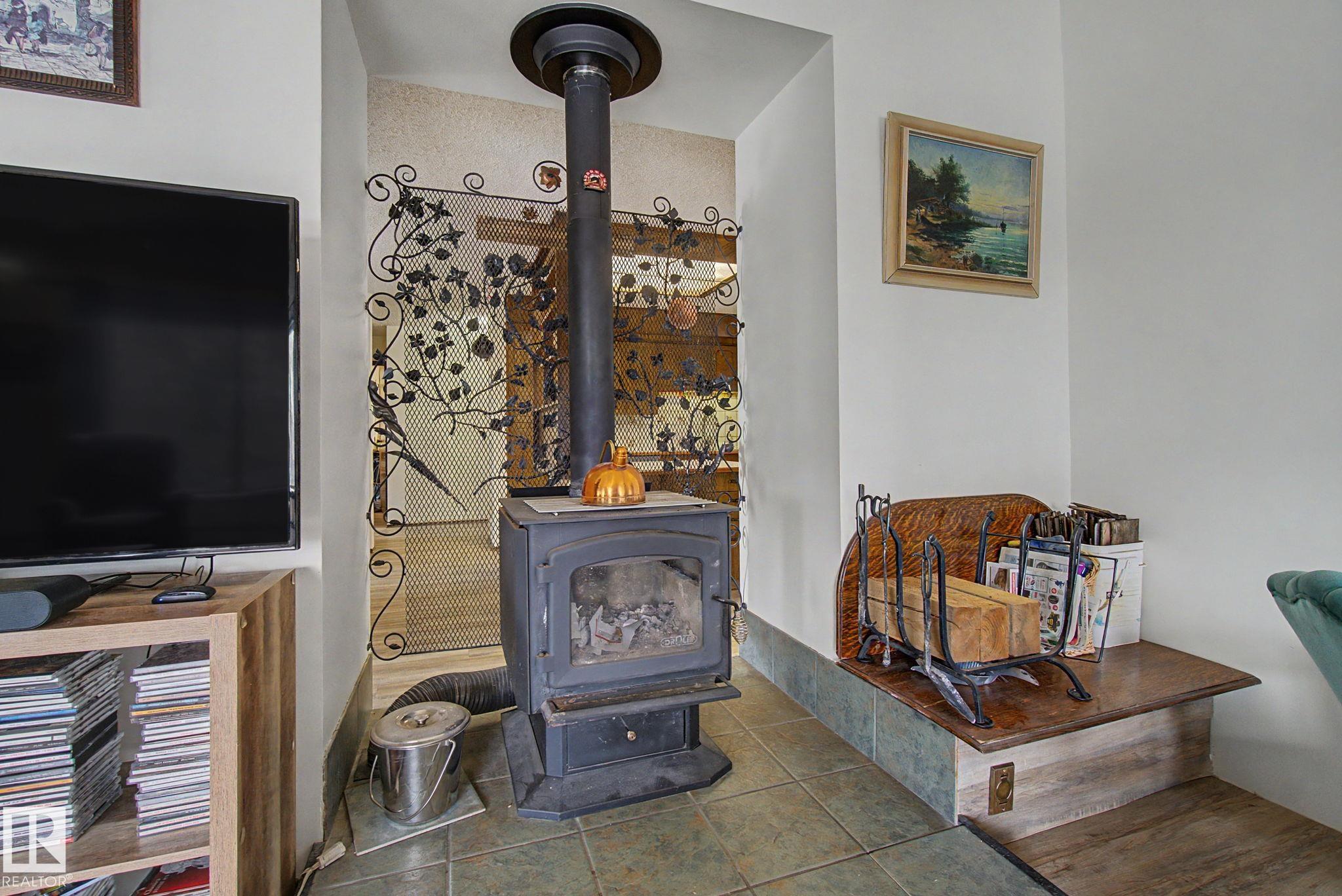 Photo 24 at 22302 Twp Rd 504, None, Rural Leduc County