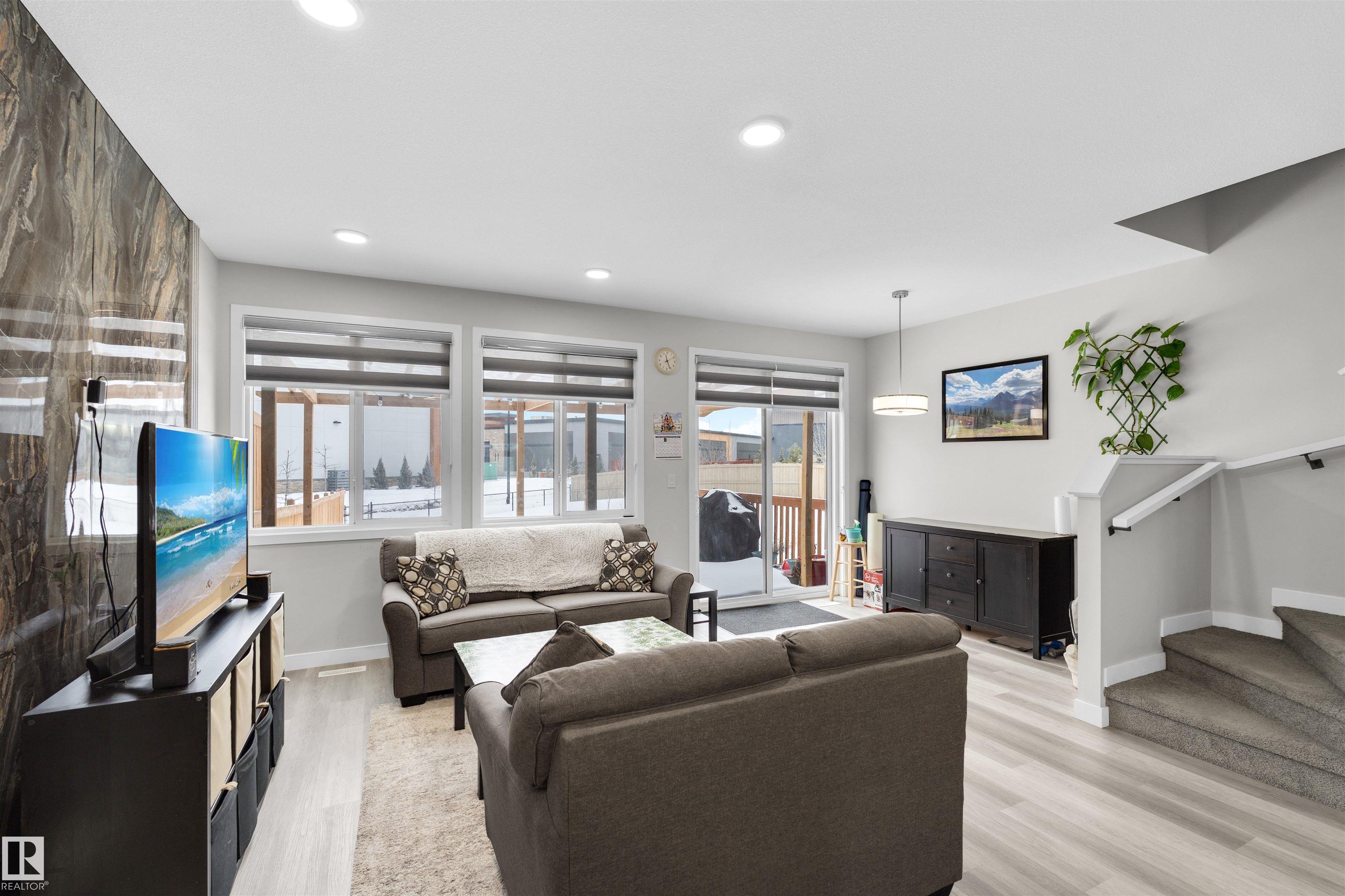 1727 Plum Crescent SW, The Orchards At Ellerslie, Edmonton