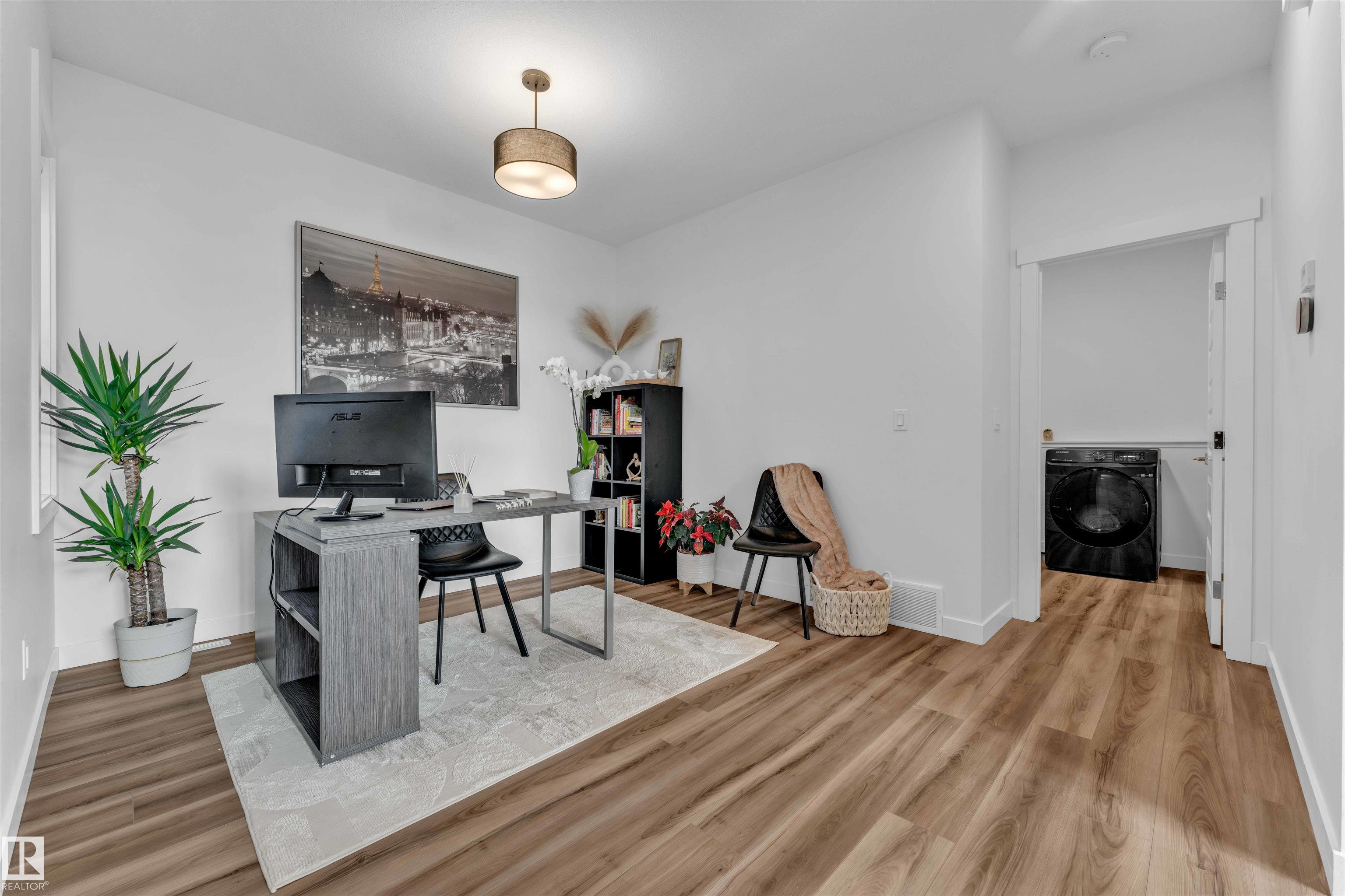 Picture for 2128 190 ST NW