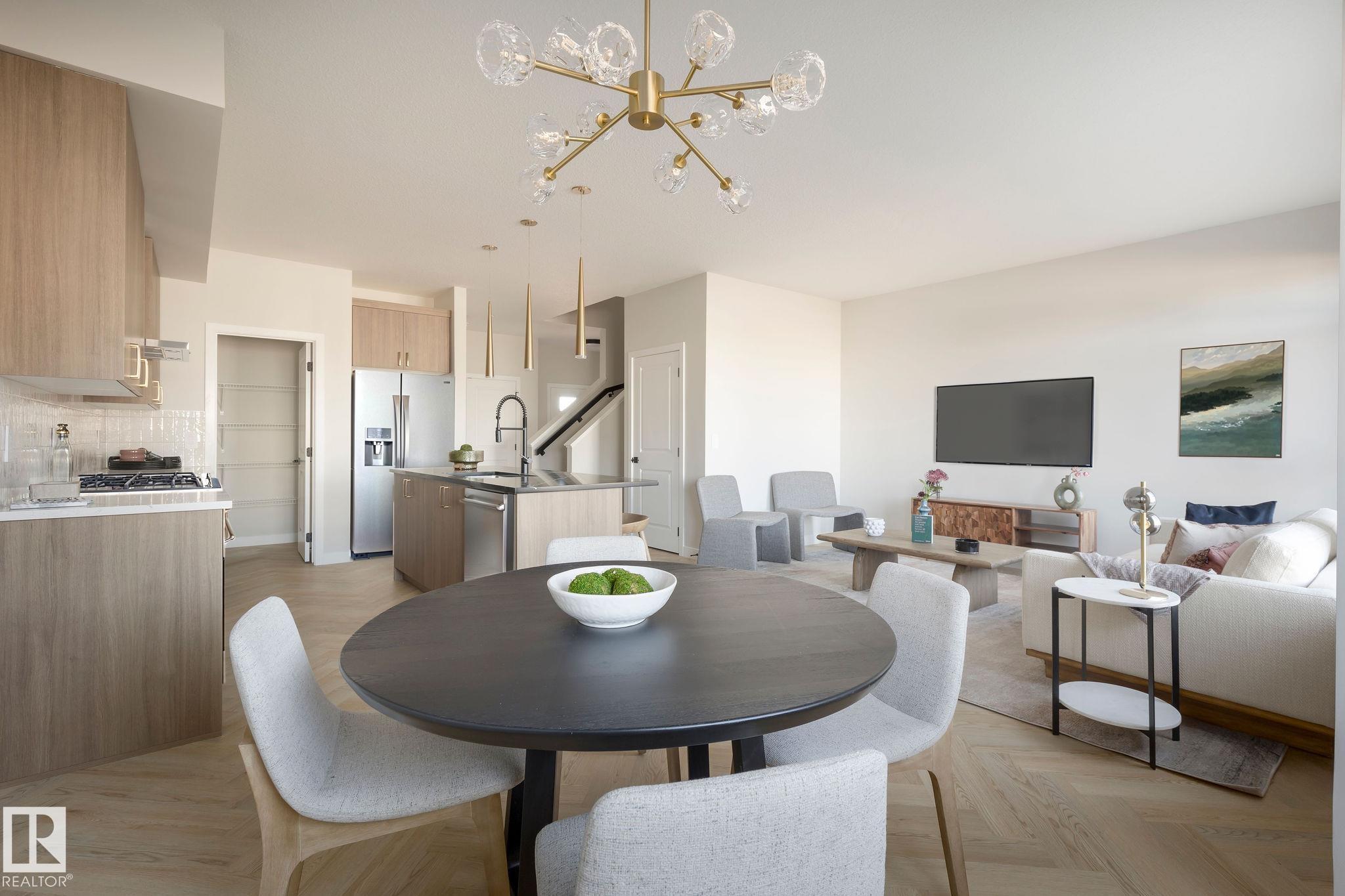 20620 43 Avenue NW, Edgemont, Edmonton