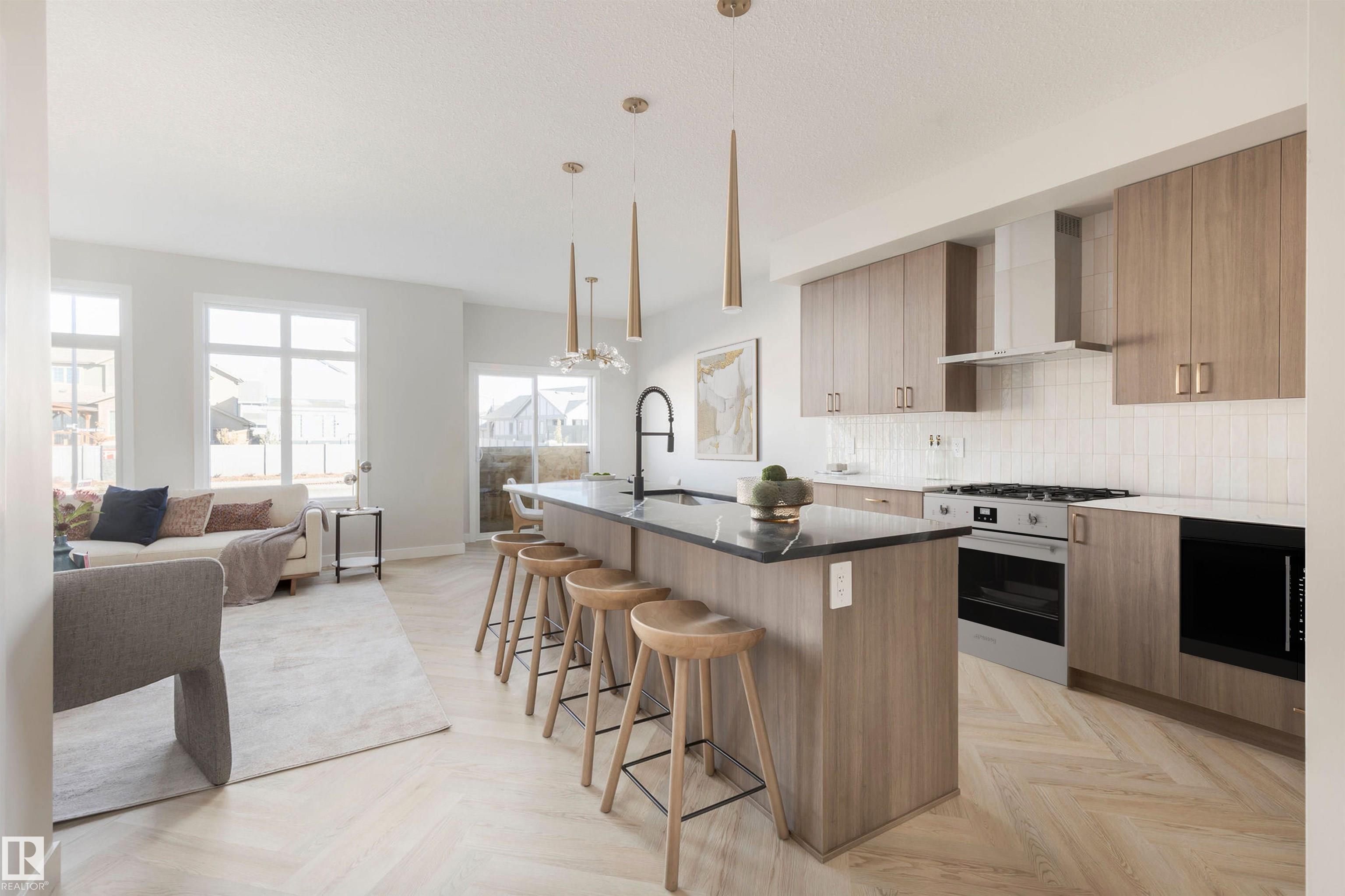 Picture for 20620 43 AV NW