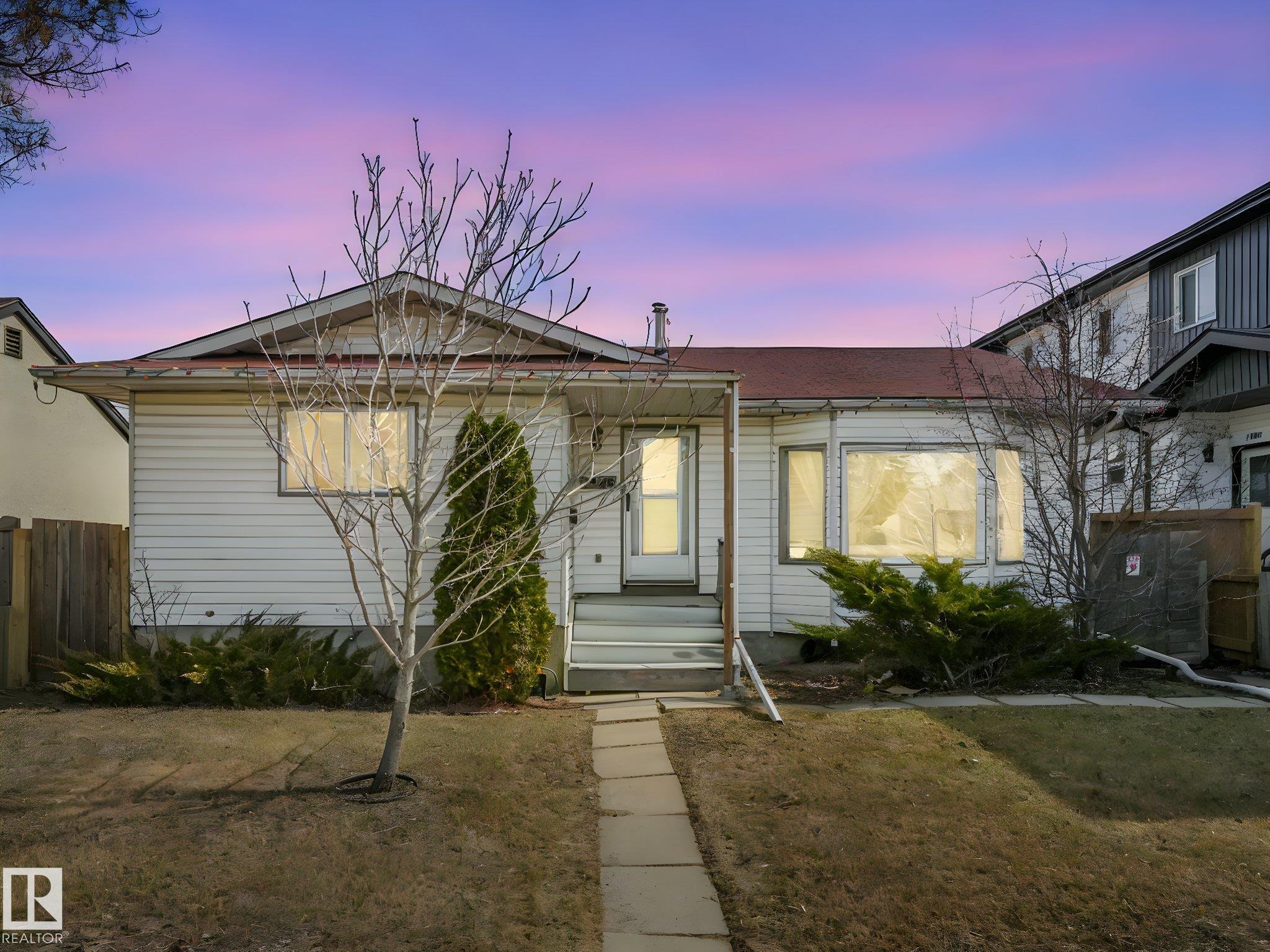 9945 163 Street NW, Glenwood, Edmonton
