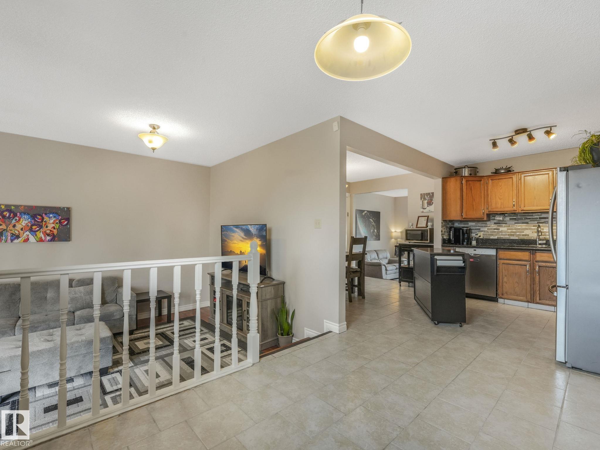 Photo 33 at 9945 163 Street NW, Glenwood, Edmonton
