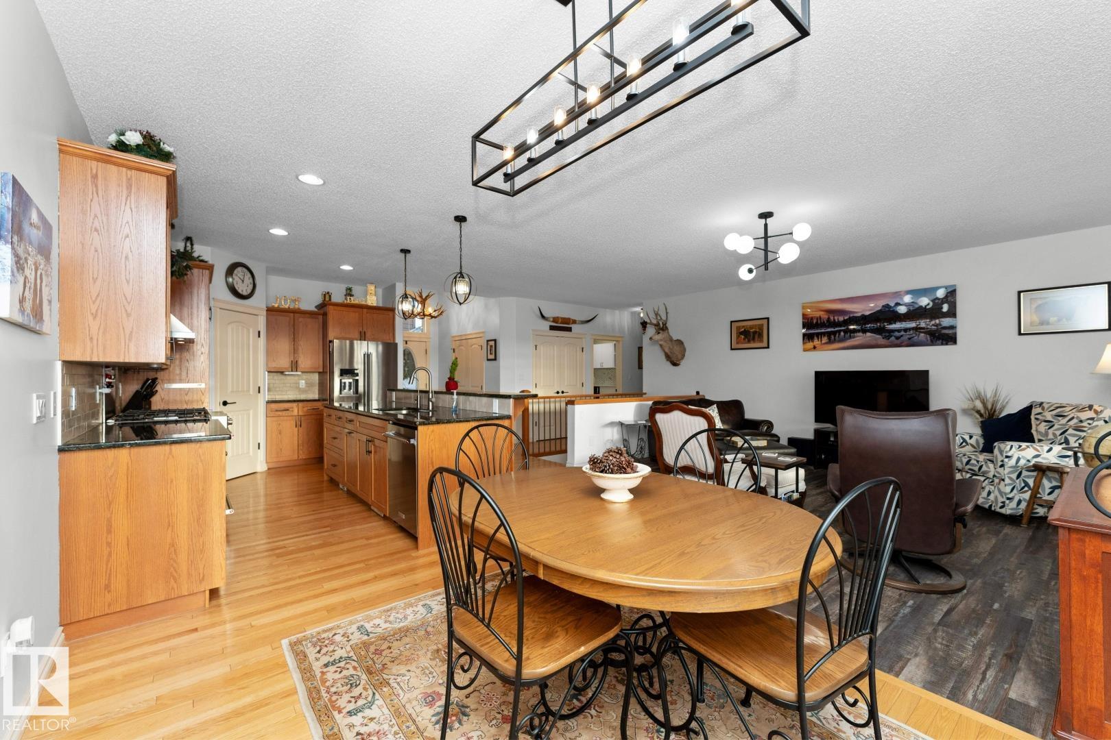 Photo 9 at 3211 62 Street, Four Season Estates, Beaumont