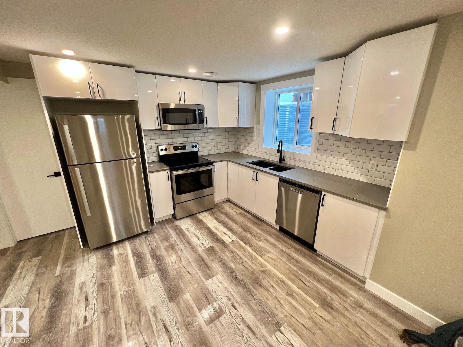 Photo 11 at 4 Eagle Drive, Brentwood, Sherwood Park