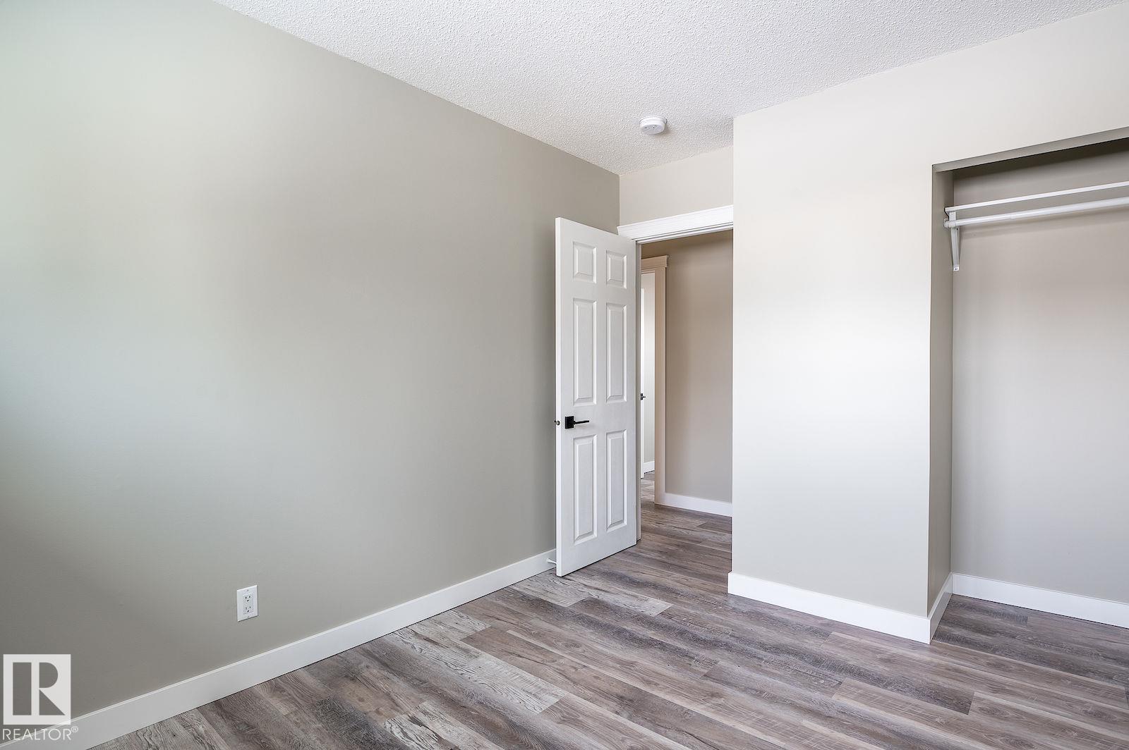 Photo 7 at 4 Eagle Drive, Brentwood, Sherwood Park