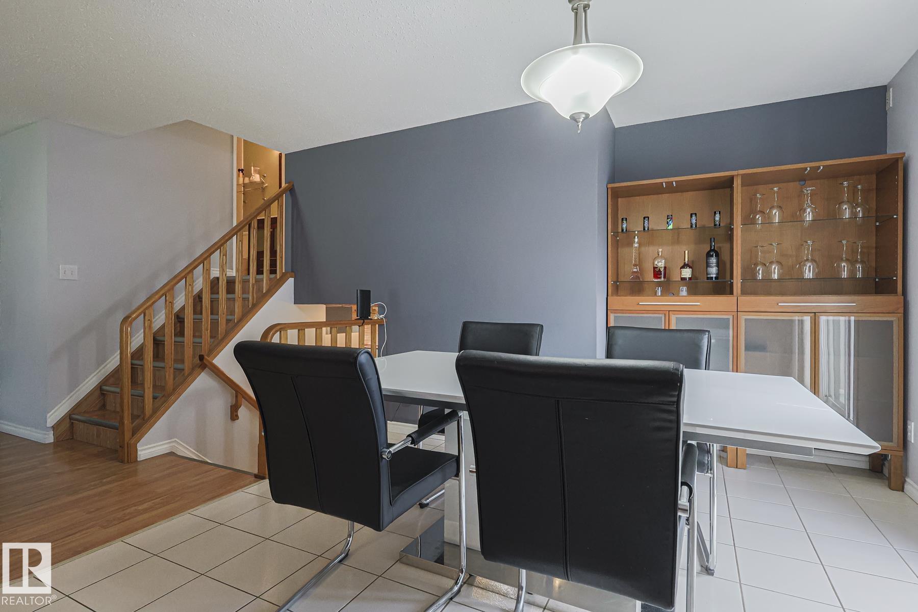 Photo 18 at 10439 16 Avenue NW, Bearspaw, Edmonton