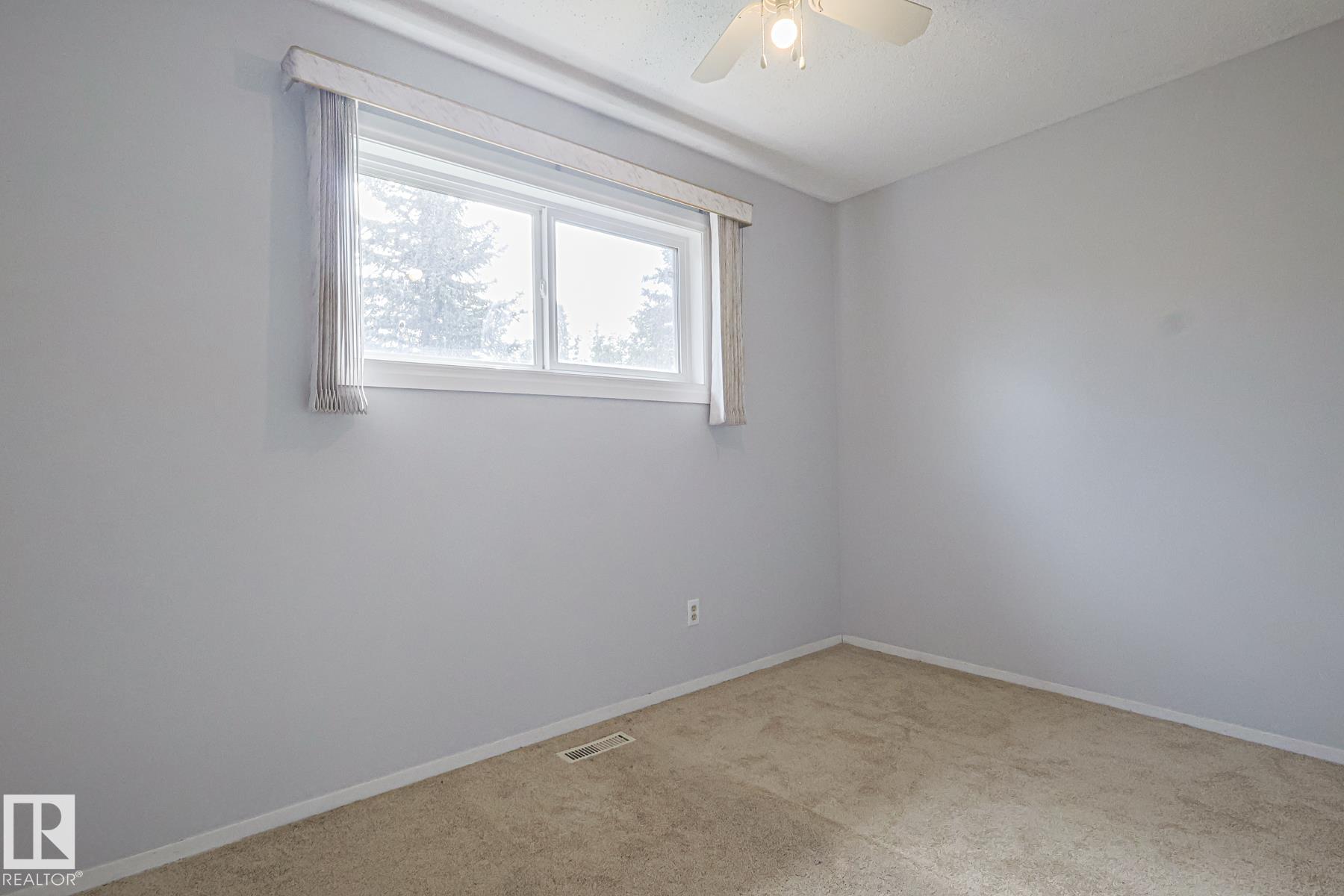 Photo 23 at 10439 16 Avenue NW, Bearspaw, Edmonton