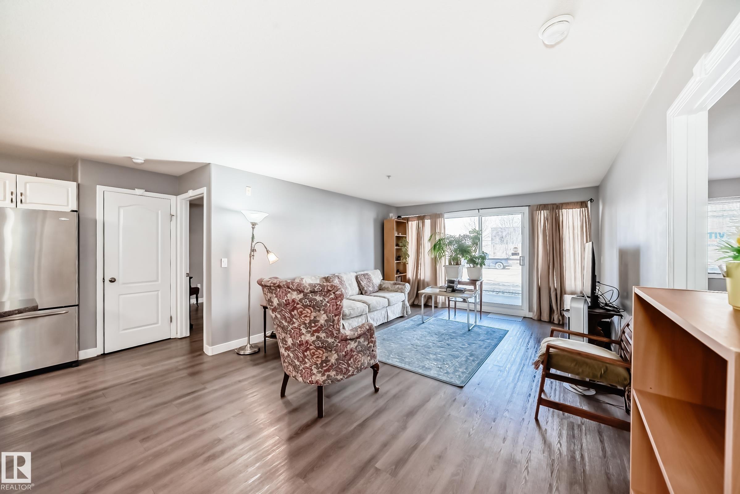 Photo 13 at 119 - 10421 42 Avenue NW, Rideau Park, Edmonton