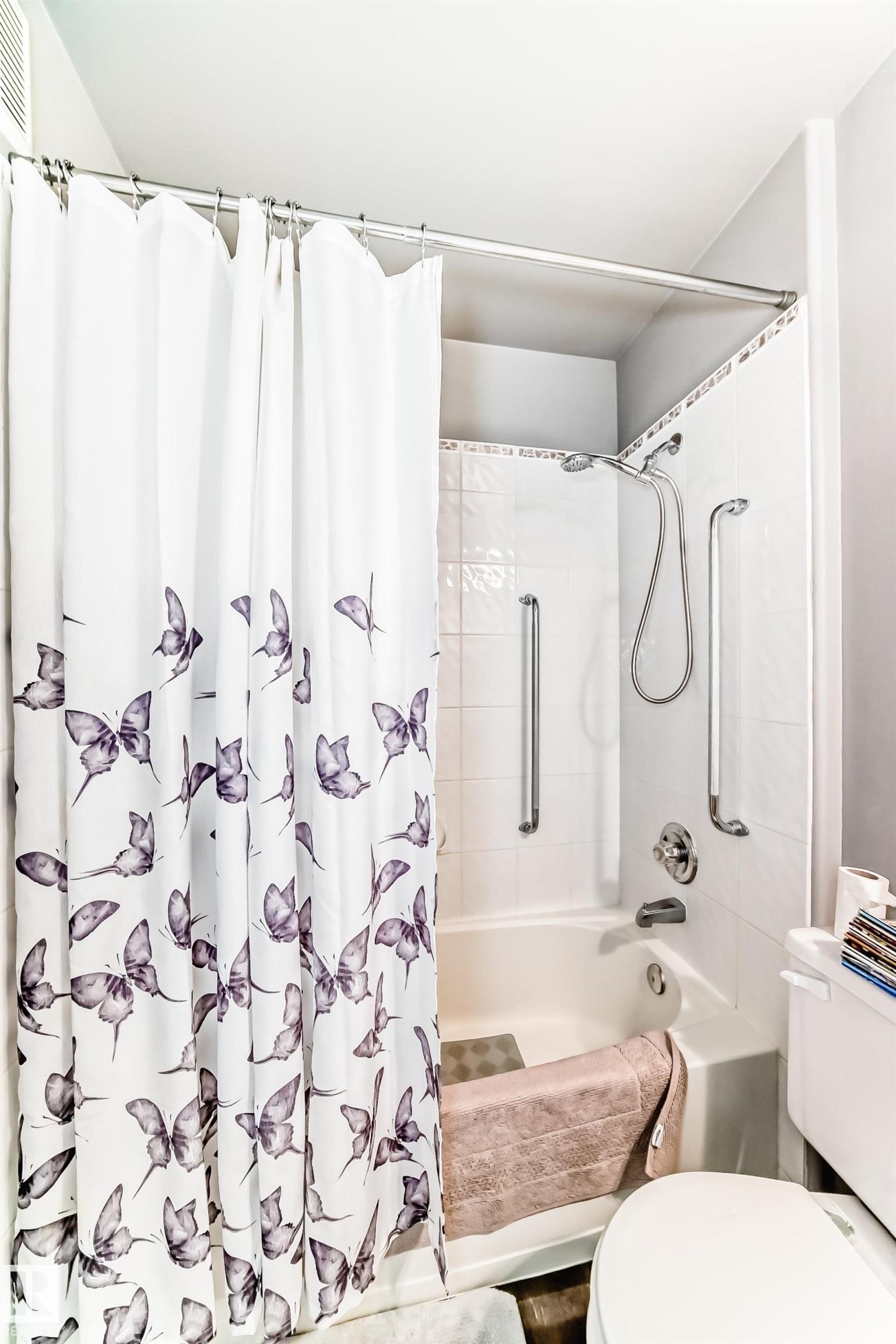 Photo 35 at 119 - 10421 42 Avenue NW, Rideau Park, Edmonton