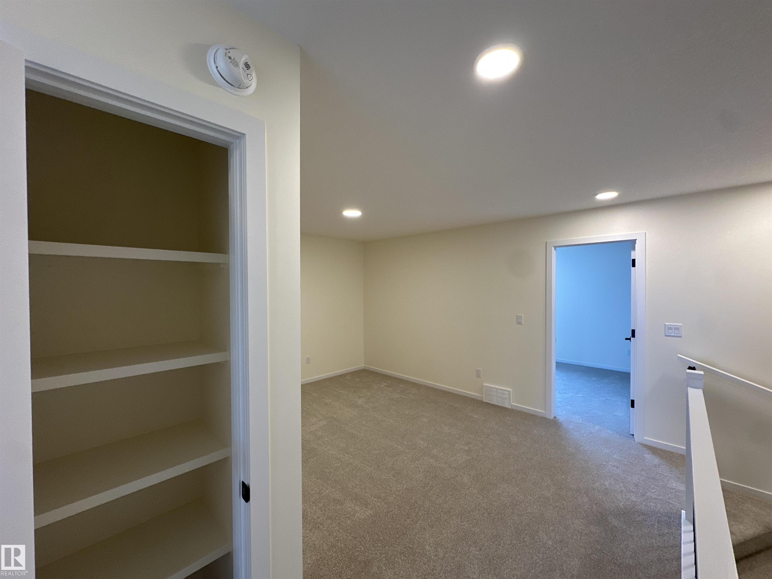 Photo 12 at 1092 Mcleod Avenue, Easton, Spruce Grove