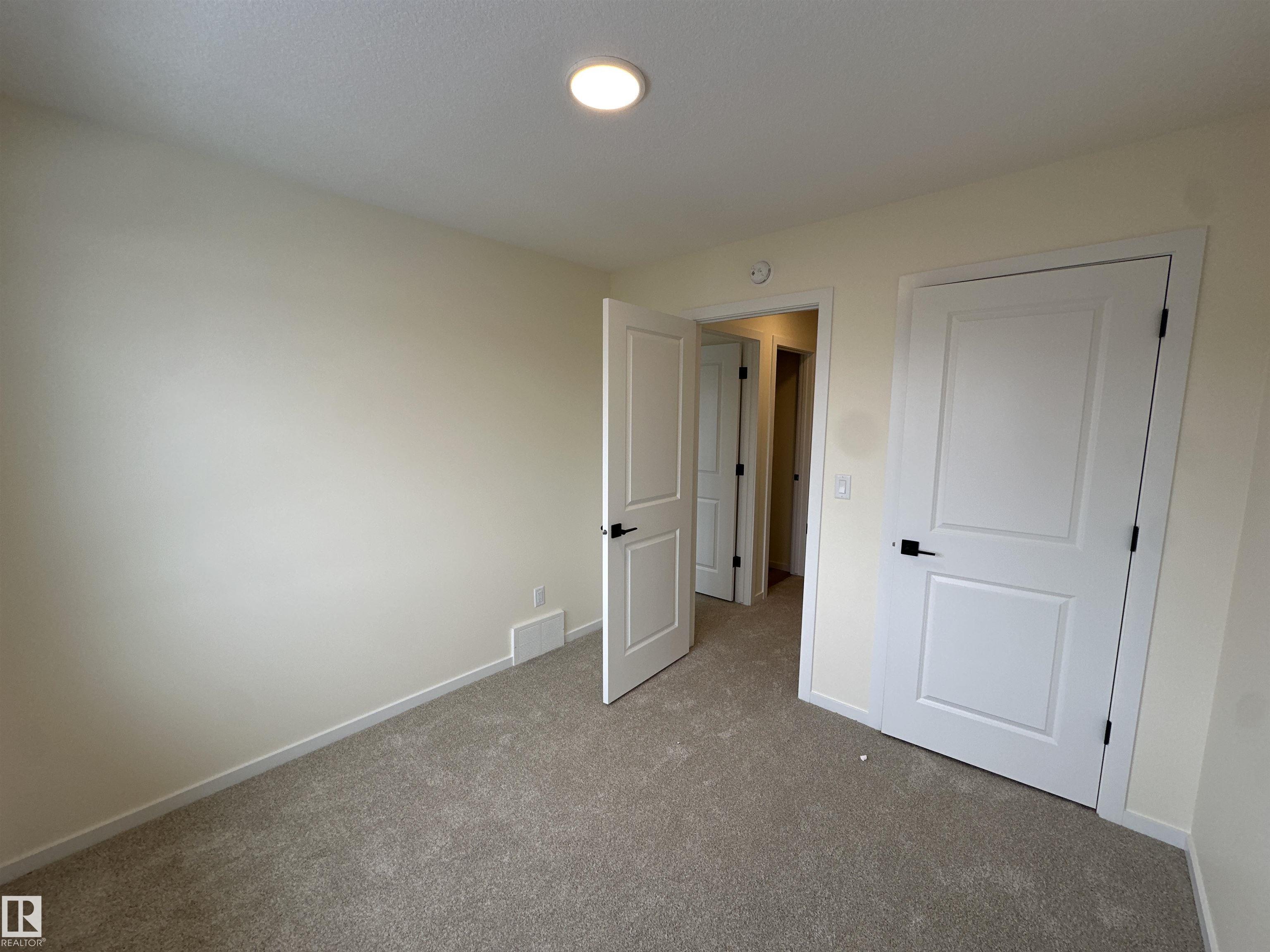 Photo 17 at 1092 Mcleod Avenue, Easton, Spruce Grove