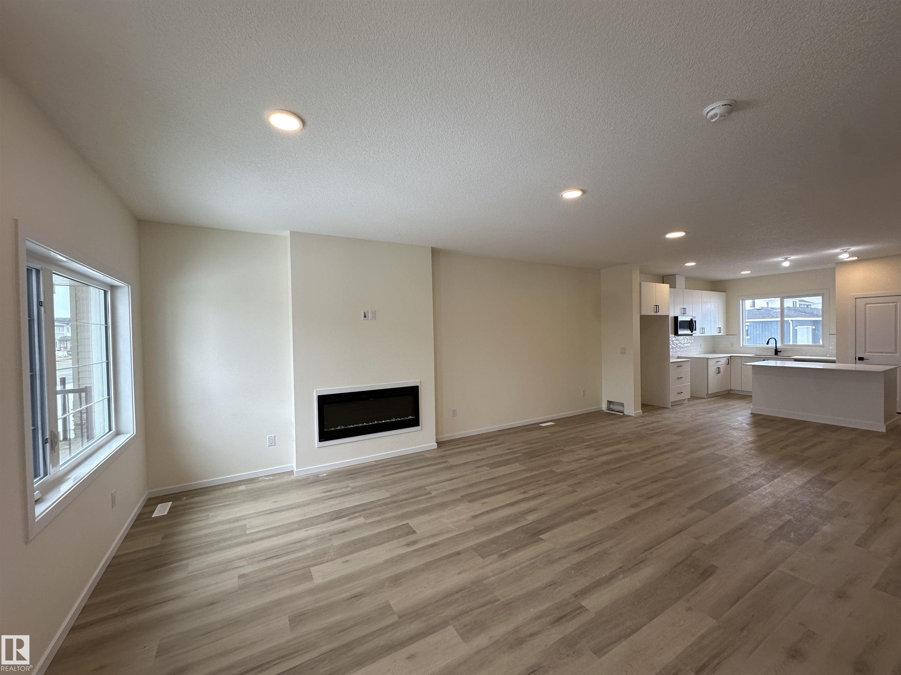 1092 Mcleod Avenue, Easton, Spruce Grove