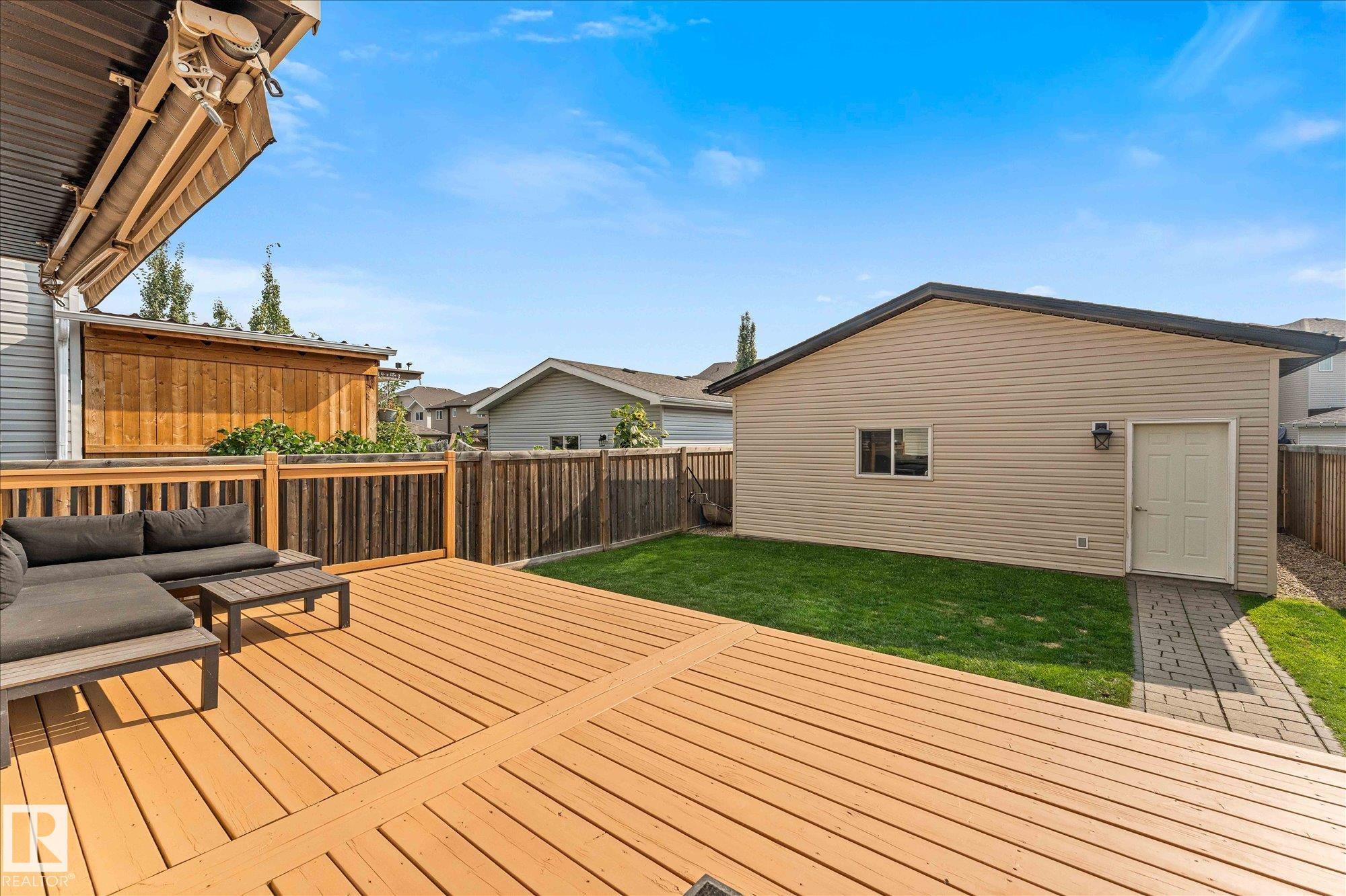 Photo 11 at 37 Santana Crescent, Sienna, Fort Saskatchewan