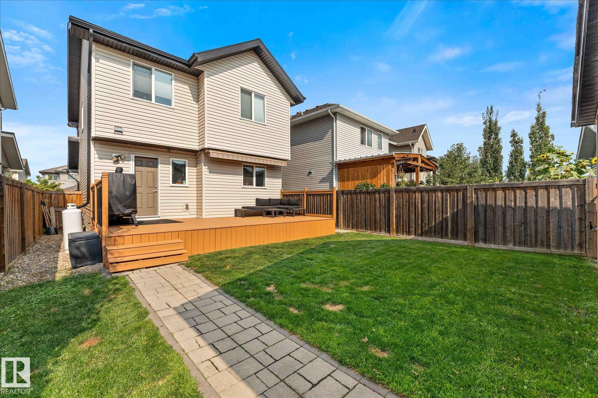 Photo 9 at 37 Santana Crescent, Sienna, Fort Saskatchewan