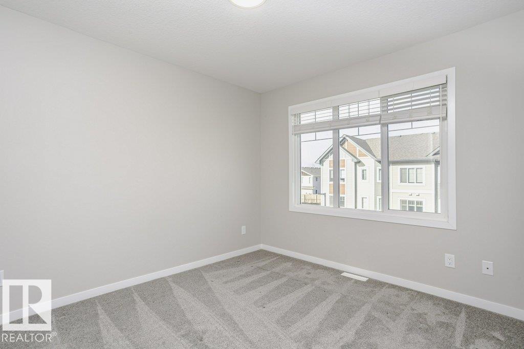 https://zimg.paragon.ice.com/ParagonImages/Property/PM/RAE/225395206/25/0/0/71606d572dbdf8b7950a49f55086a679/1/a9fdc49ac52f692e524569ceeec96c25/225395206-5a761ad9-2a6a-4653-ad54-88c32a979349.JPG