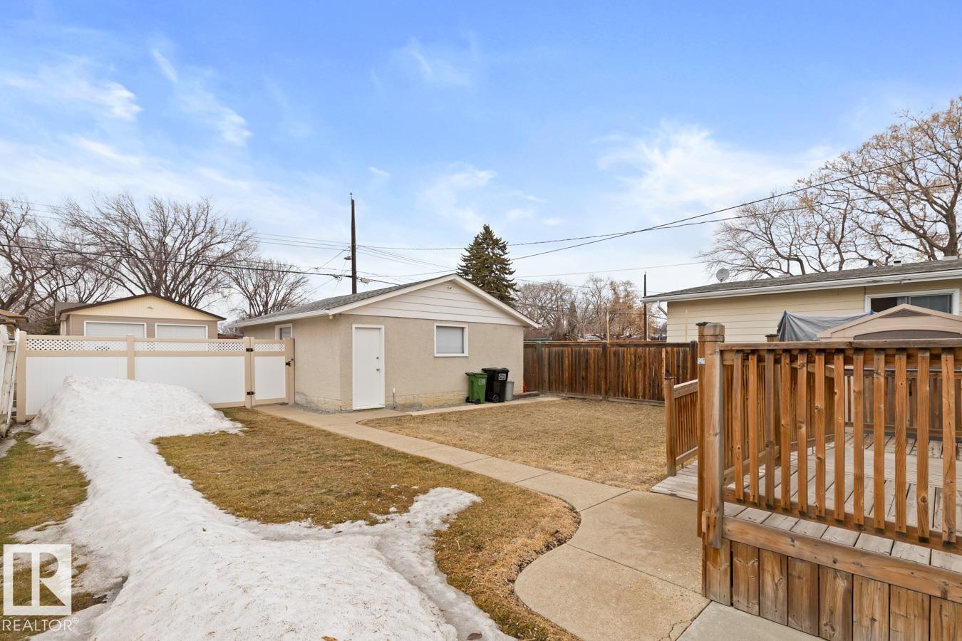 https://zimg.paragon.ice.com/ParagonImages/Property/PM/RAE/225395208/23/0/0/28192cd9e143b841eb19da90be31d4b3/1/991647514e7e7a20c45c932cb897bf12/225395208-019e43ba-aa64-47b1-884a-1fa061c4e37b.JPG