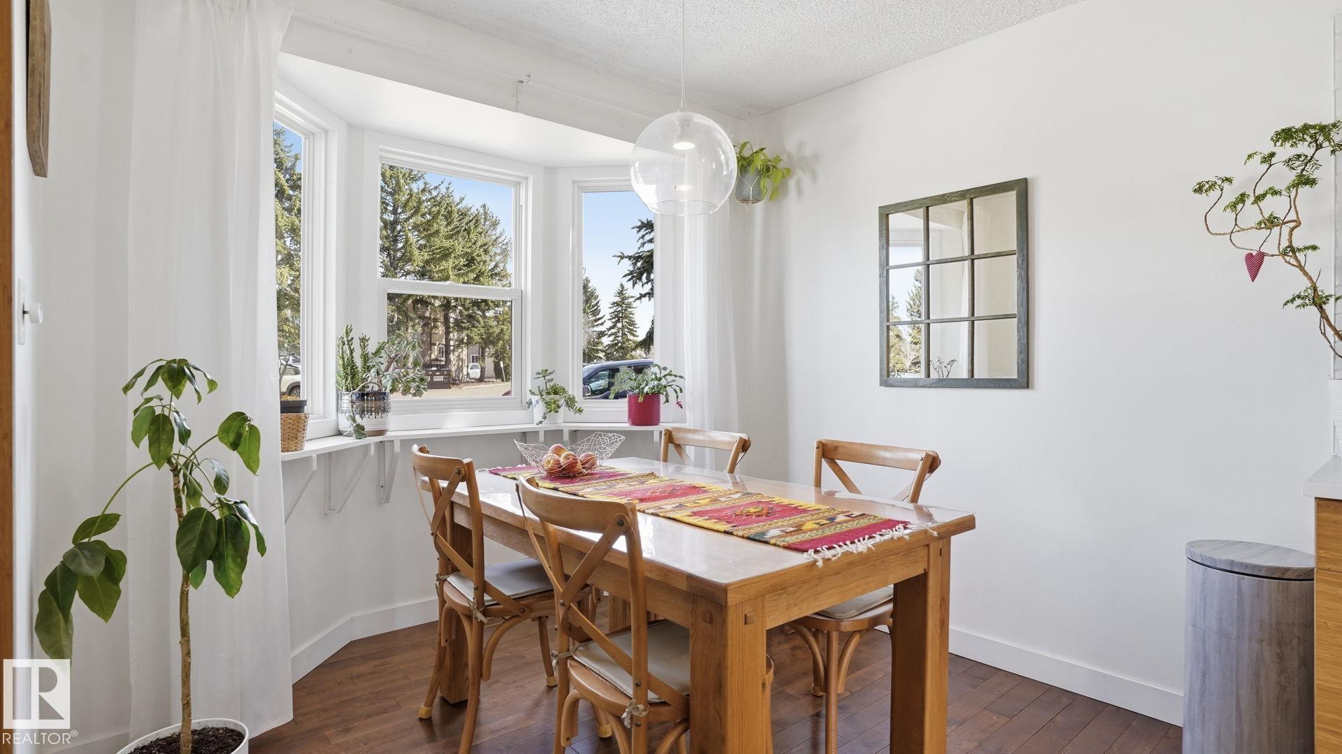 Picture for #36 10453 20 AV NW