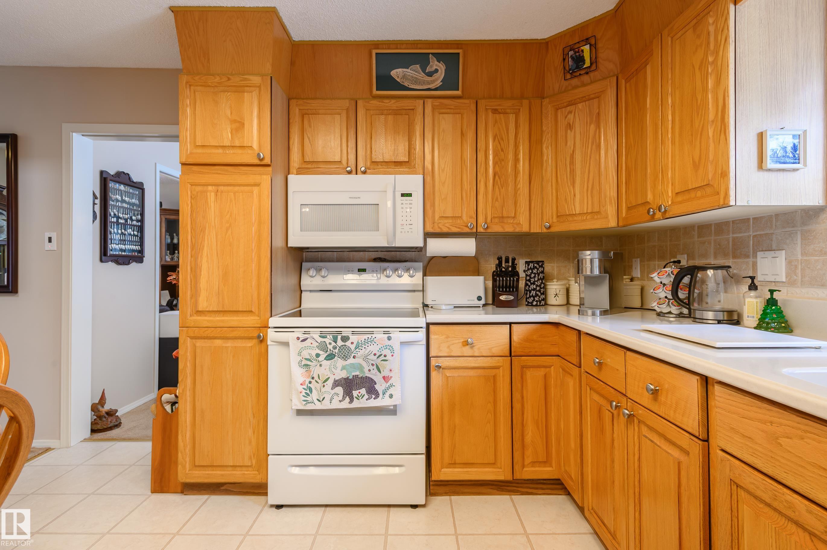 Photo 15 at 45 Wimbleton Crescent, Woodlands, St. Albert