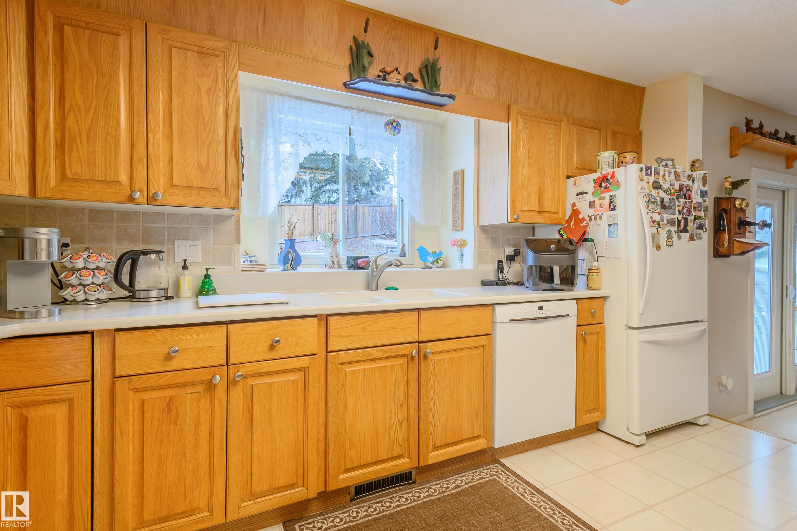 Photo 17 at 45 Wimbleton Crescent, Woodlands, St. Albert