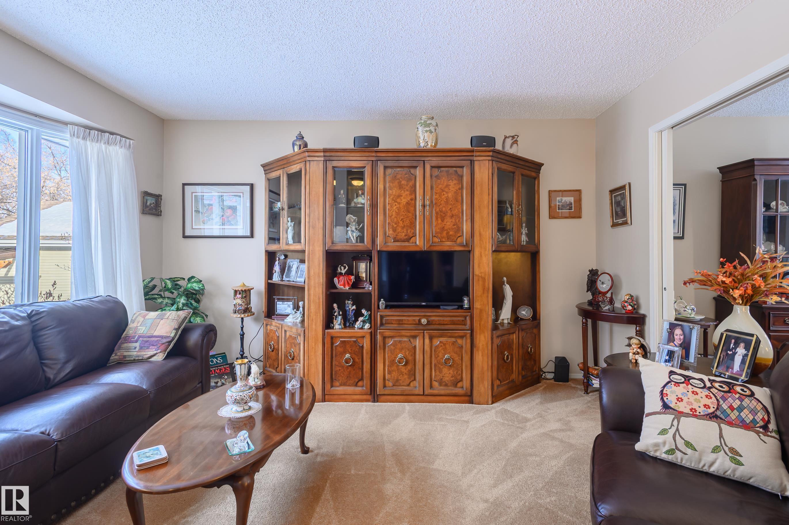 Photo 9 at 45 Wimbleton Crescent, Woodlands, St. Albert