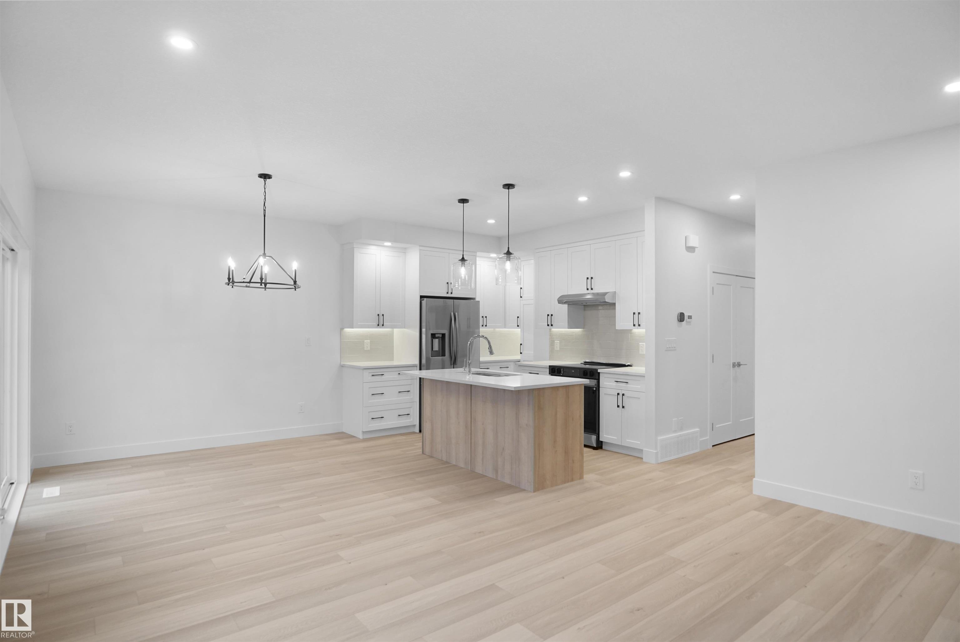 https://zimg.paragon.ice.com/ParagonImages/Property/PM/RAE/225395268/19/0/0/2cfda108fb3ba1b614ad5b88dfded803/1/989f37e8085d78279d33704c0d56d07c/225395268-bc69a2af-5281-4323-8c61-bb5f2817d2c4.JPG
