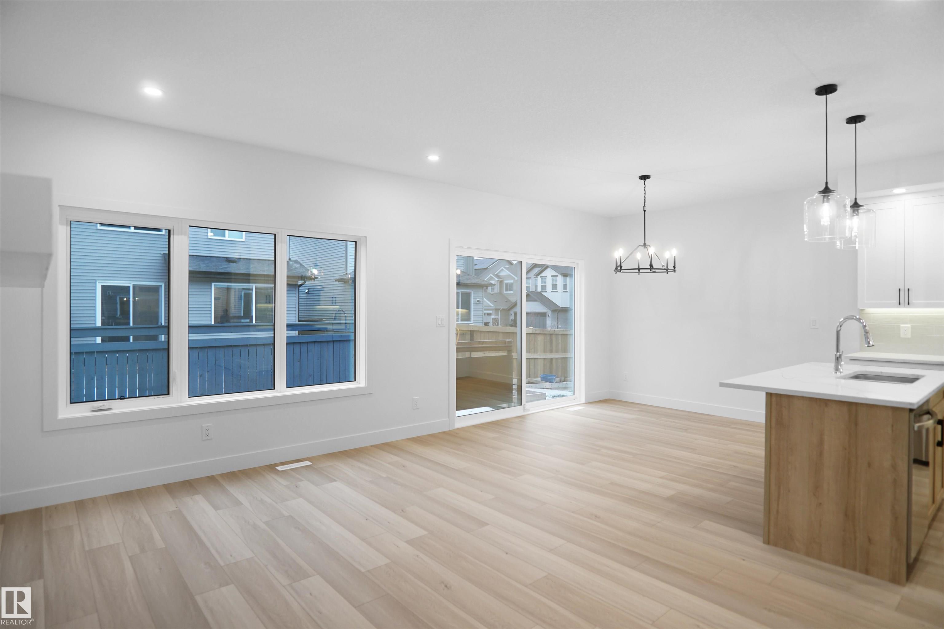 https://zimg.paragon.ice.com/ParagonImages/Property/PM/RAE/225395268/20/0/0/db67e12fd10d25f28594c355d5b657ba/1/989f37e8085d78279d33704c0d56d07c/225395268-ff5a59ab-ea71-43d8-a42c-4d7da4ff1194.JPG