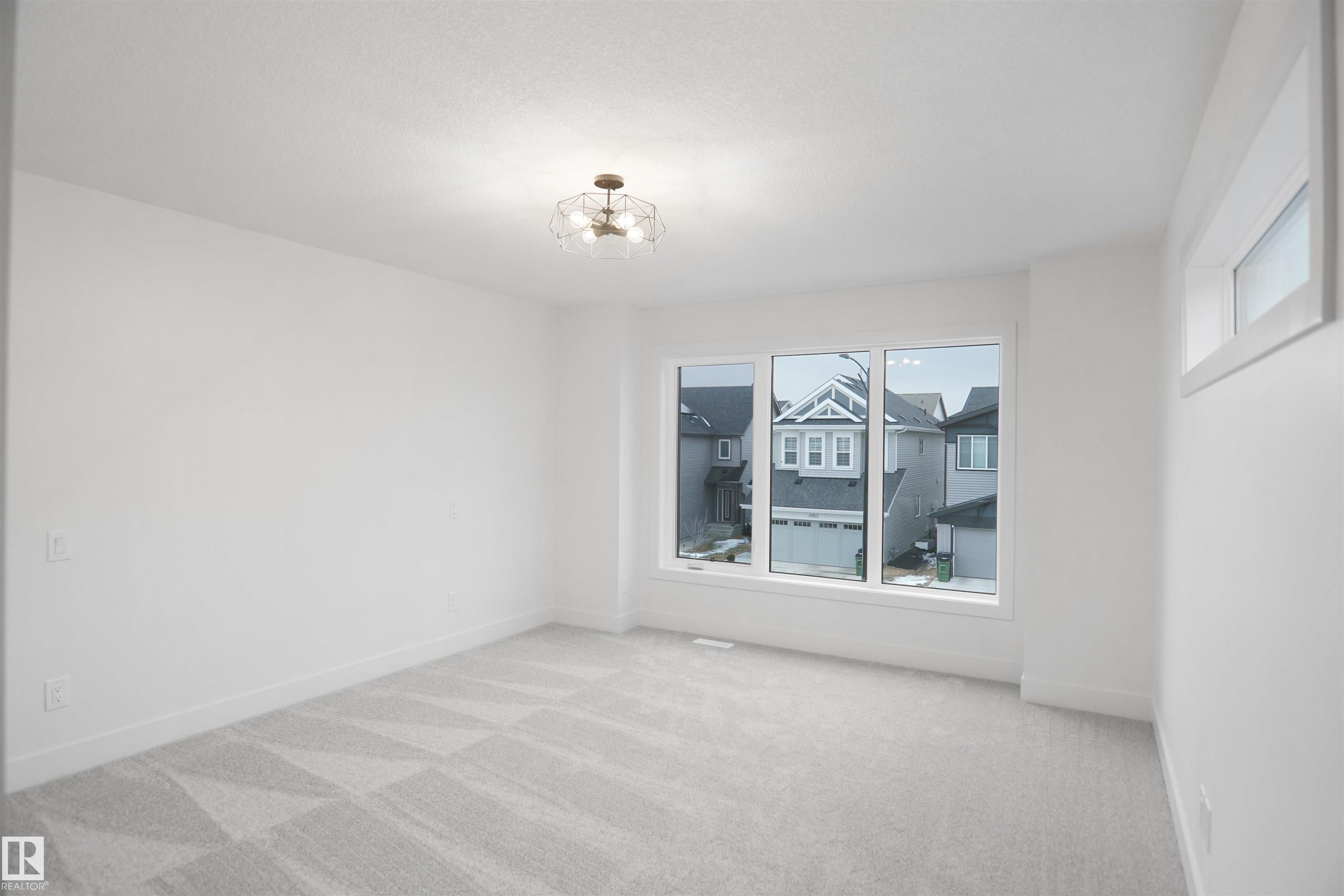 https://zimg.paragon.ice.com/ParagonImages/Property/PM/RAE/225395268/26/0/0/3412244f82739dc5ff092ed7501b2c9d/1/989f37e8085d78279d33704c0d56d07c/225395268-ada66268-56dd-4503-b353-c704a1cbbee5.JPG