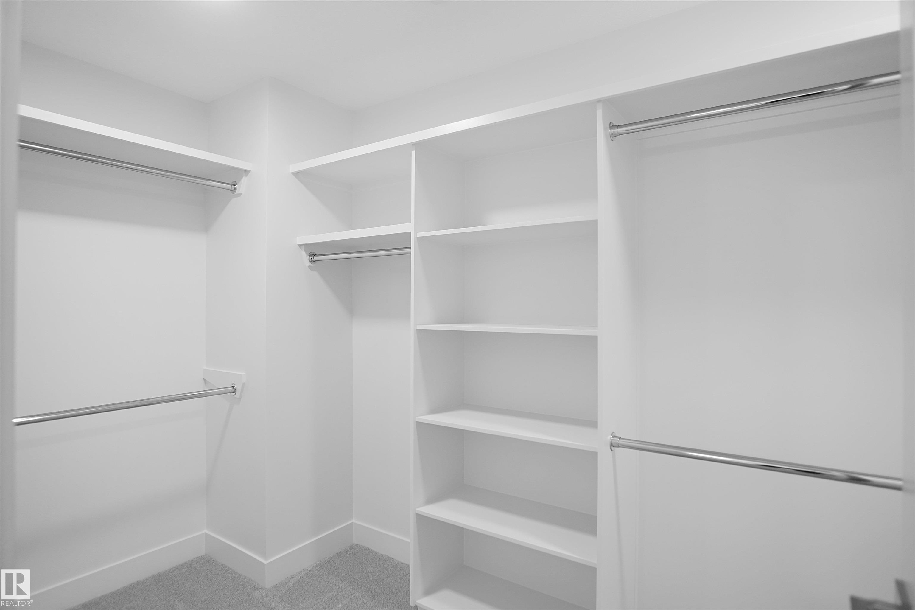 https://zimg.paragon.ice.com/ParagonImages/Property/PM/RAE/225395268/30/0/0/5a4e39fd2fc0d7e9edcec61cf84c2a94/1/989f37e8085d78279d33704c0d56d07c/225395268-9d6036bc-6209-4c9b-909d-81f49dae10aa.JPG