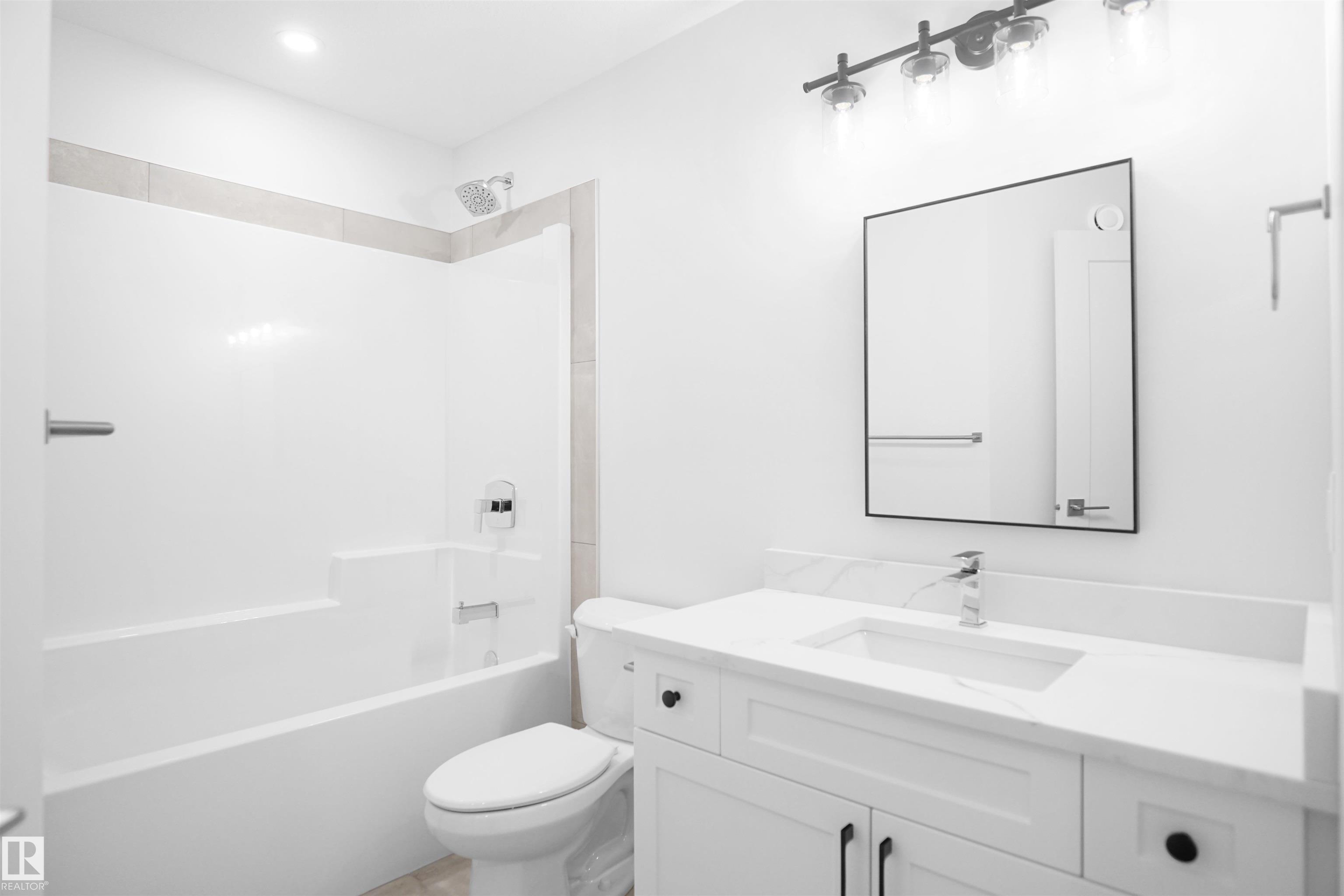 https://zimg.paragon.ice.com/ParagonImages/Property/PM/RAE/225395268/37/0/0/b657e95f5cf0332a4d086350557b2313/1/989f37e8085d78279d33704c0d56d07c/225395268-97a96854-d906-4510-adfa-bd8ec5272c9f.JPG