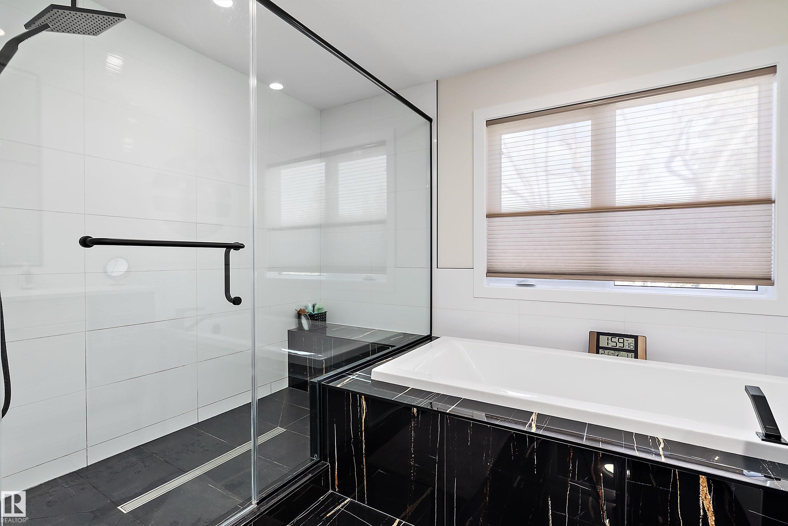 Photo 39 at 12518 39 Avenue NW, Aspen Gardens, Edmonton