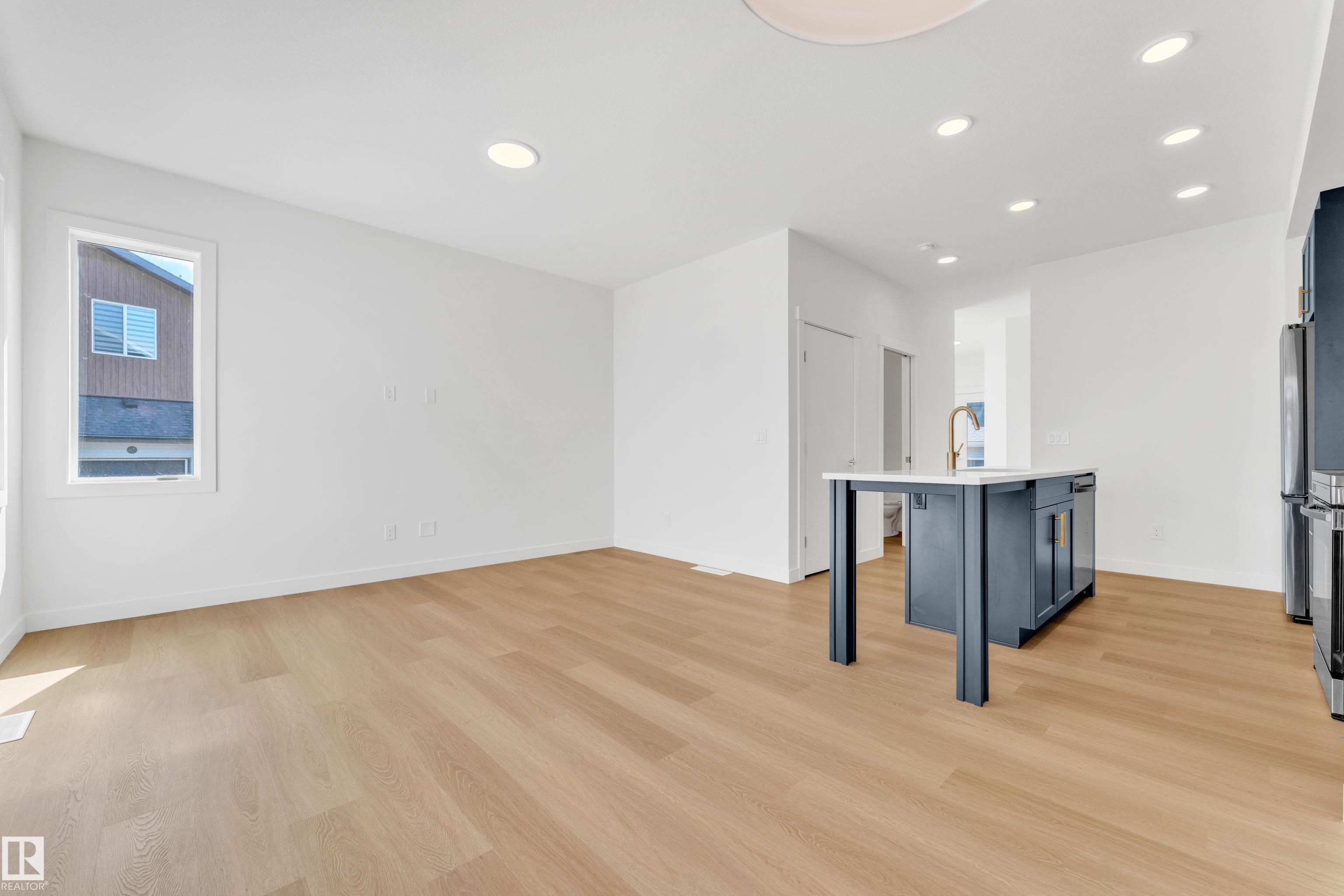 Photo 12 at 57 - 710 Mattson Drive SW, Mattson, Edmonton