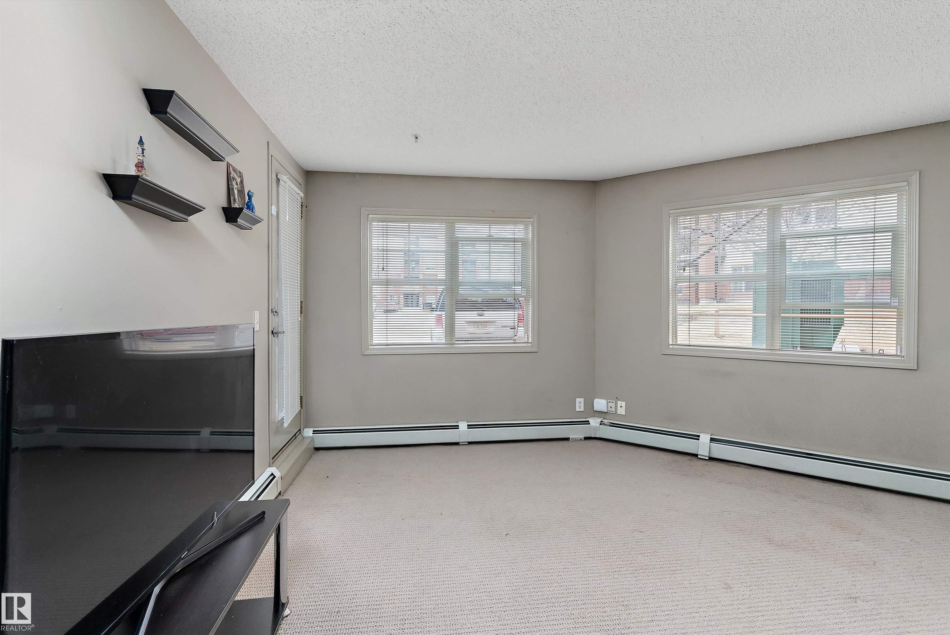 https://zimg.paragon.ice.com/ParagonImages/Property/PM/RAE/225395326/10/0/0/ff0e0c939851ee9ab439cf190291ee4d/1/318ed7ae757ff6b8361c29c717ddf794/225395326-6a6f8503-fadd-4736-9281-c85f396f5749.JPG