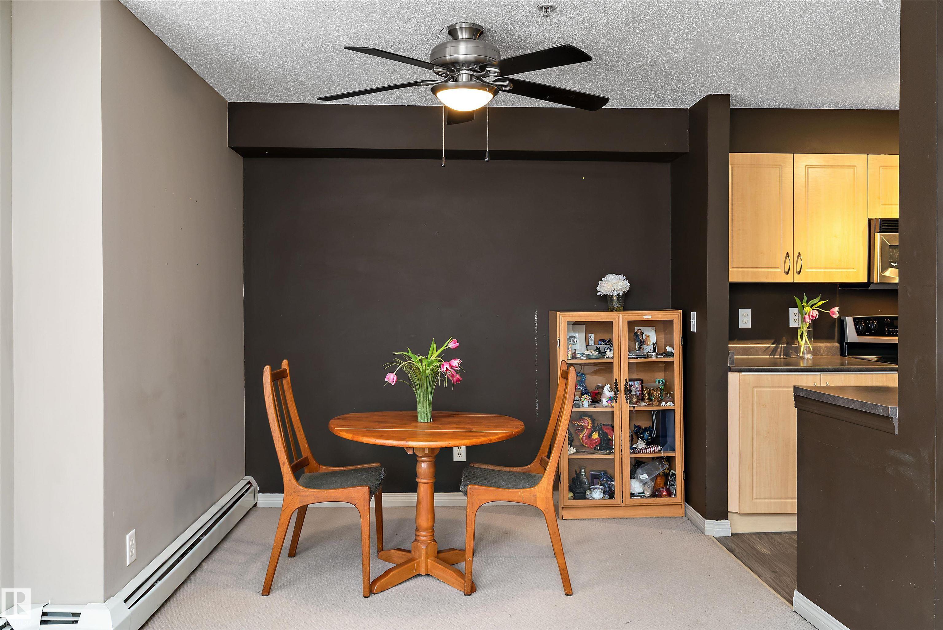 https://zimg.paragon.ice.com/ParagonImages/Property/PM/RAE/225395326/8/0/0/c1366343aaf59b1598d8147e619e2eab/1/318ed7ae757ff6b8361c29c717ddf794/225395326-1e3035fe-ac2c-4338-bd8e-86c24ac28e07.JPG