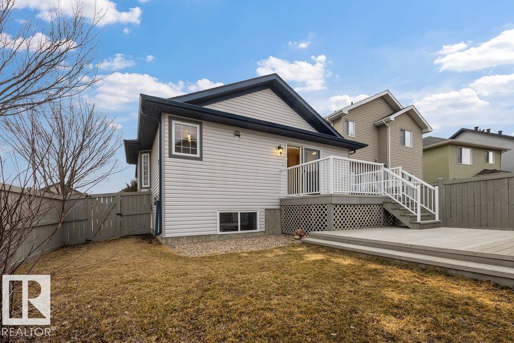 Photo 19 at 24 Sweetberry Cove, Suntree, Leduc
