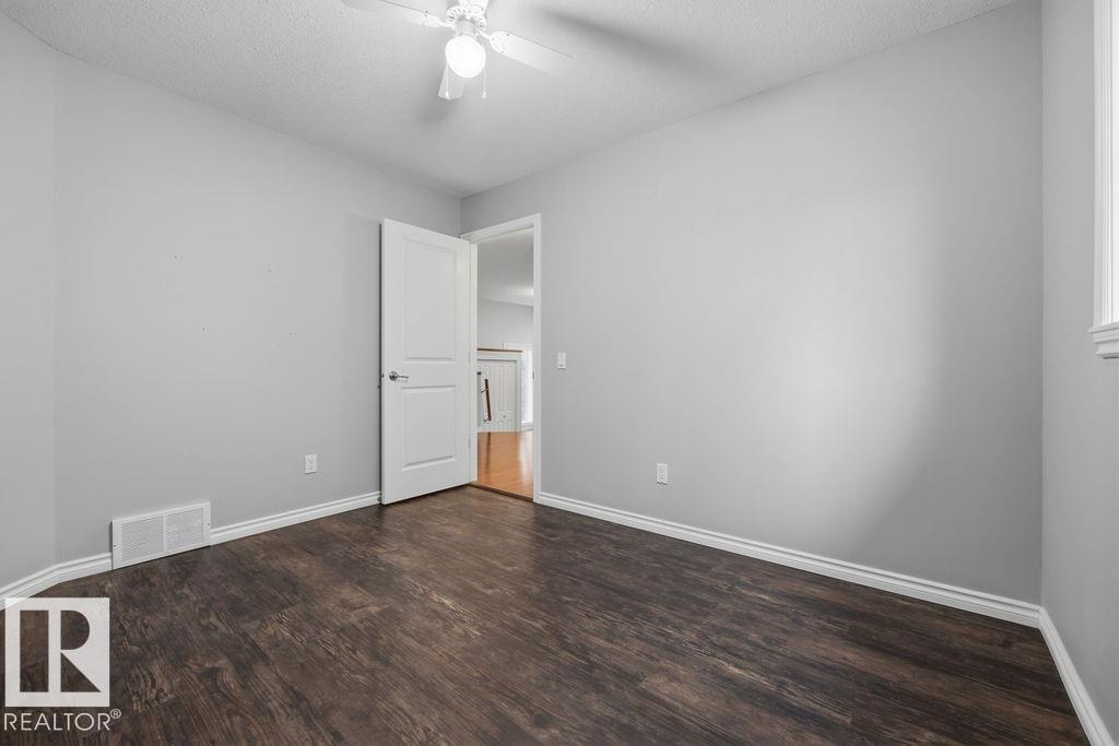 Photo 25 at 24 Sweetberry Cove, Suntree, Leduc