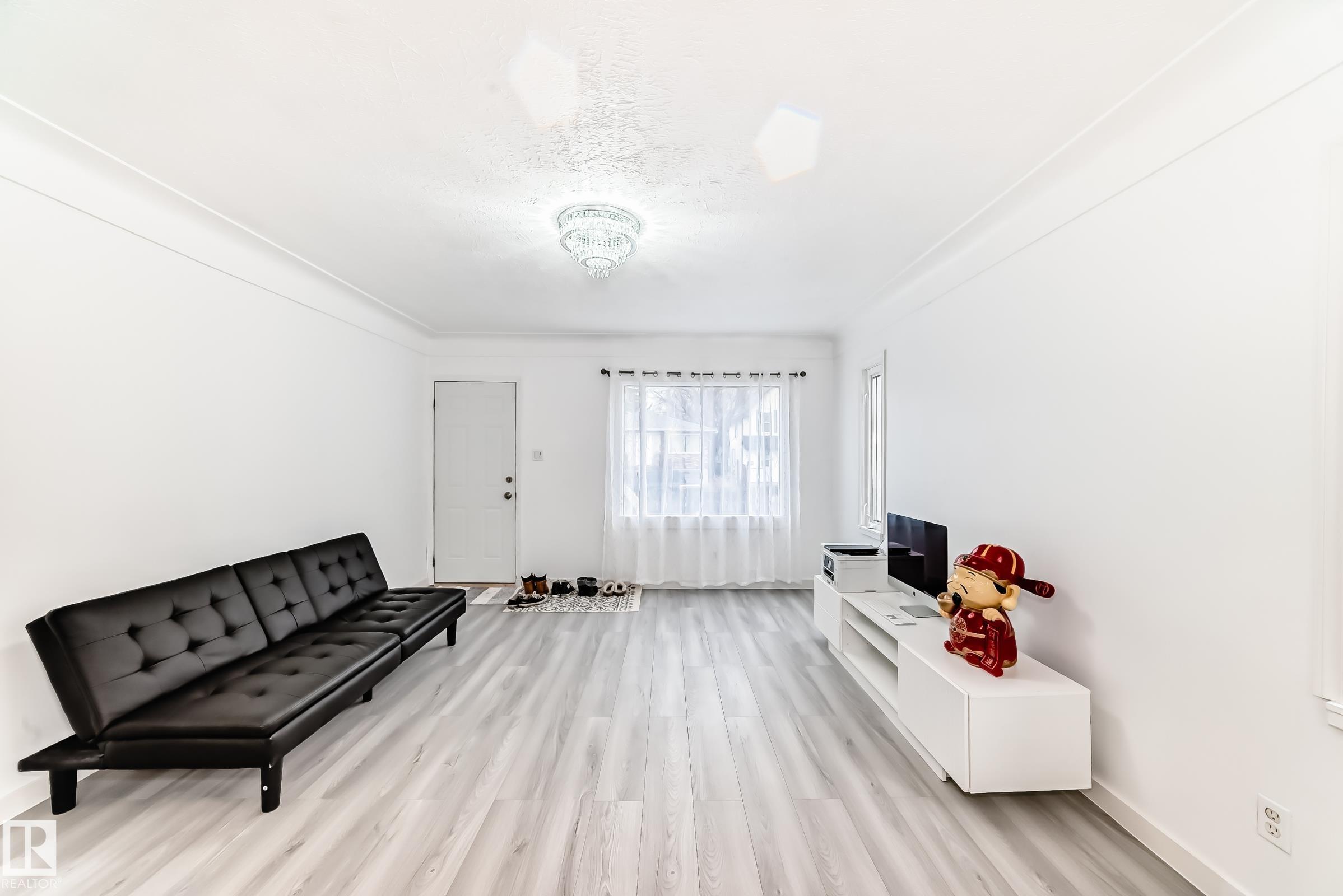 9221 110 Avenue NW, Mccauley, Edmonton