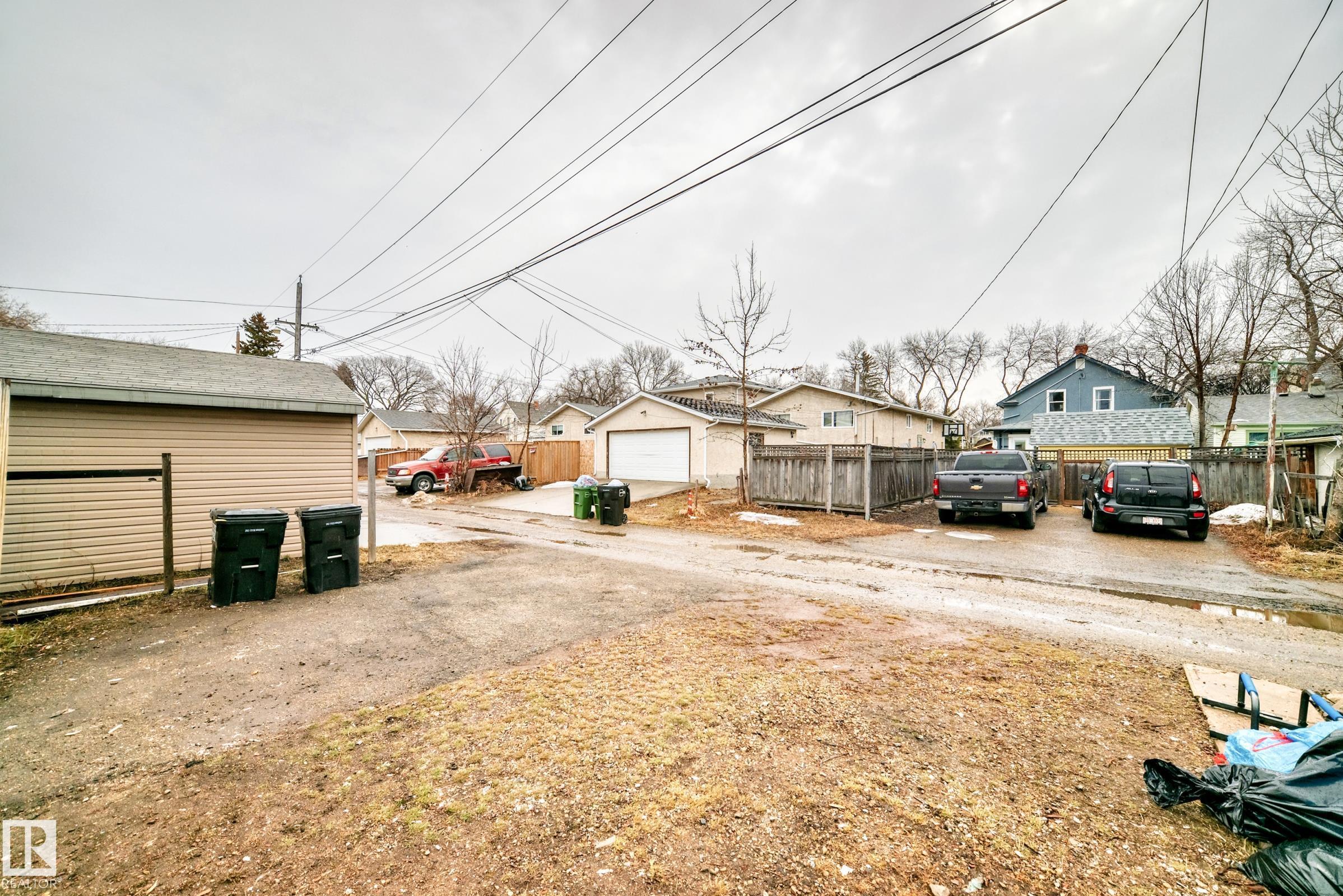 Photo 42 at 9221 110 Avenue NW, Mccauley, Edmonton