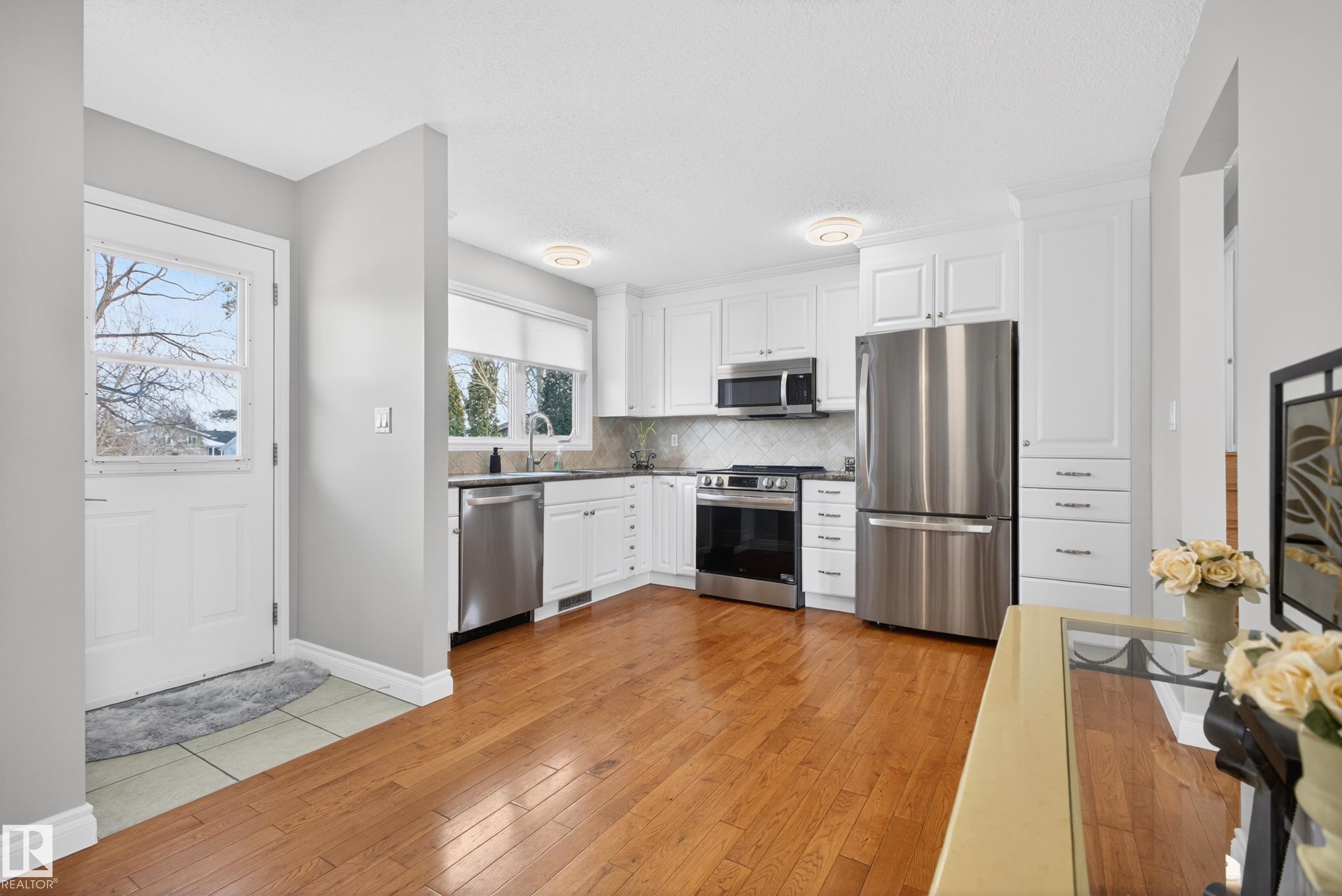 Photo 13 at 104 Grandin Drive, Hittinger, Morinville