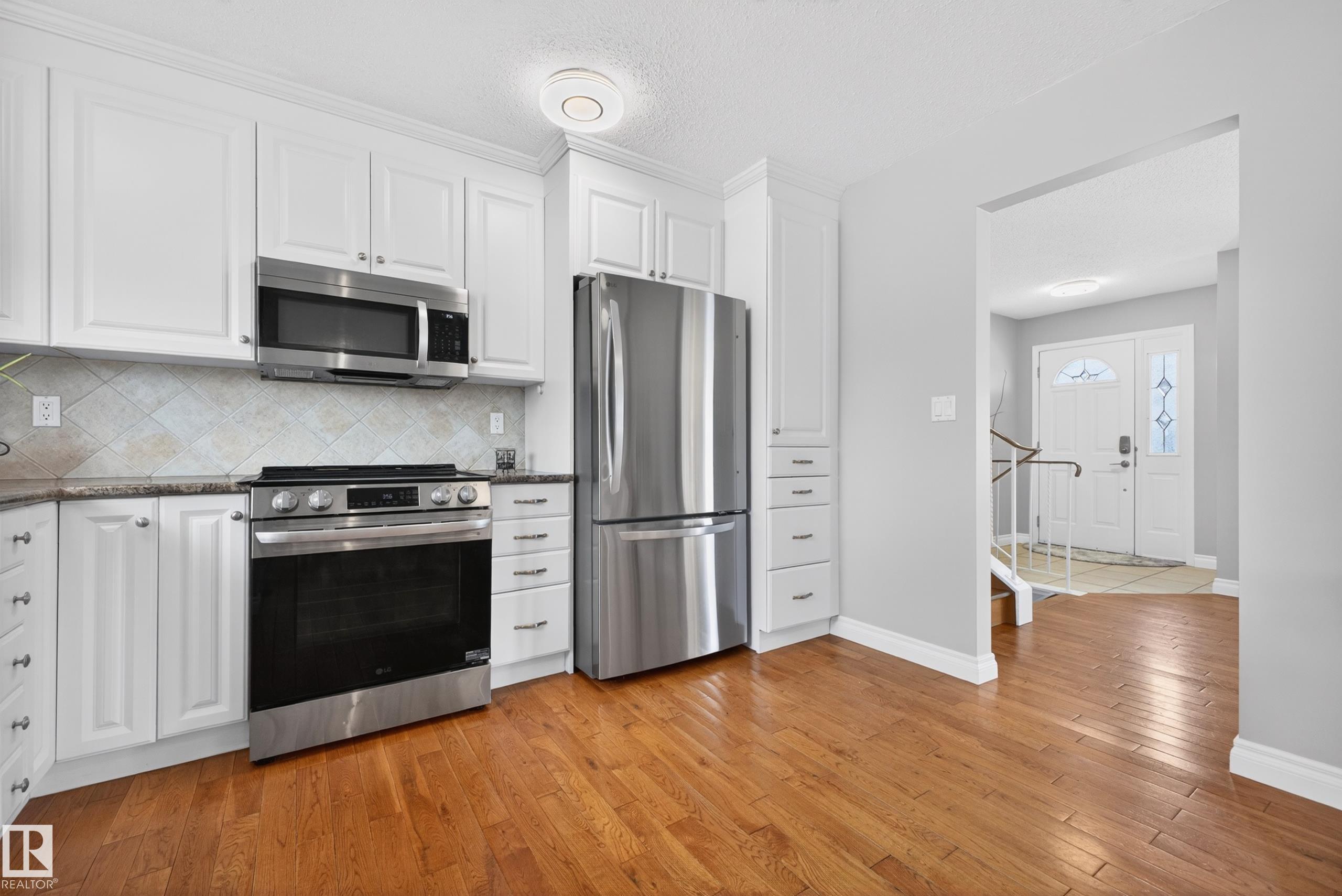 Photo 18 at 104 Grandin Drive, Hittinger, Morinville