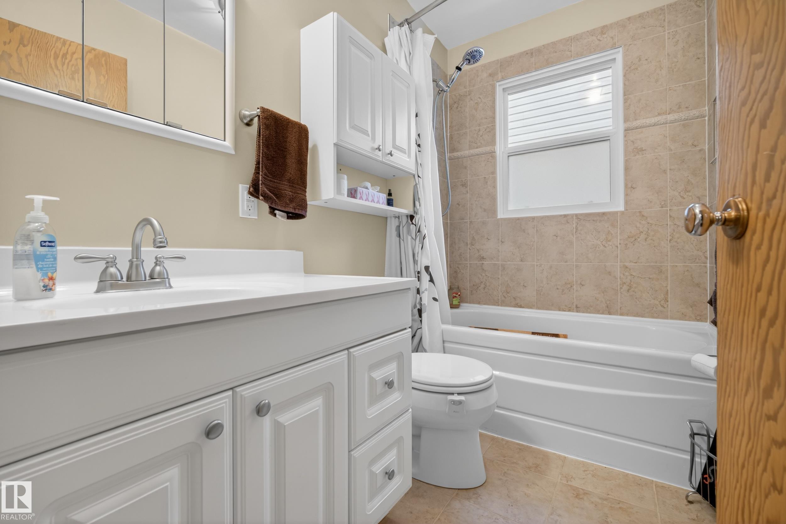 Photo 26 at 10328 76 Street NW, Forest Heights, Edmonton