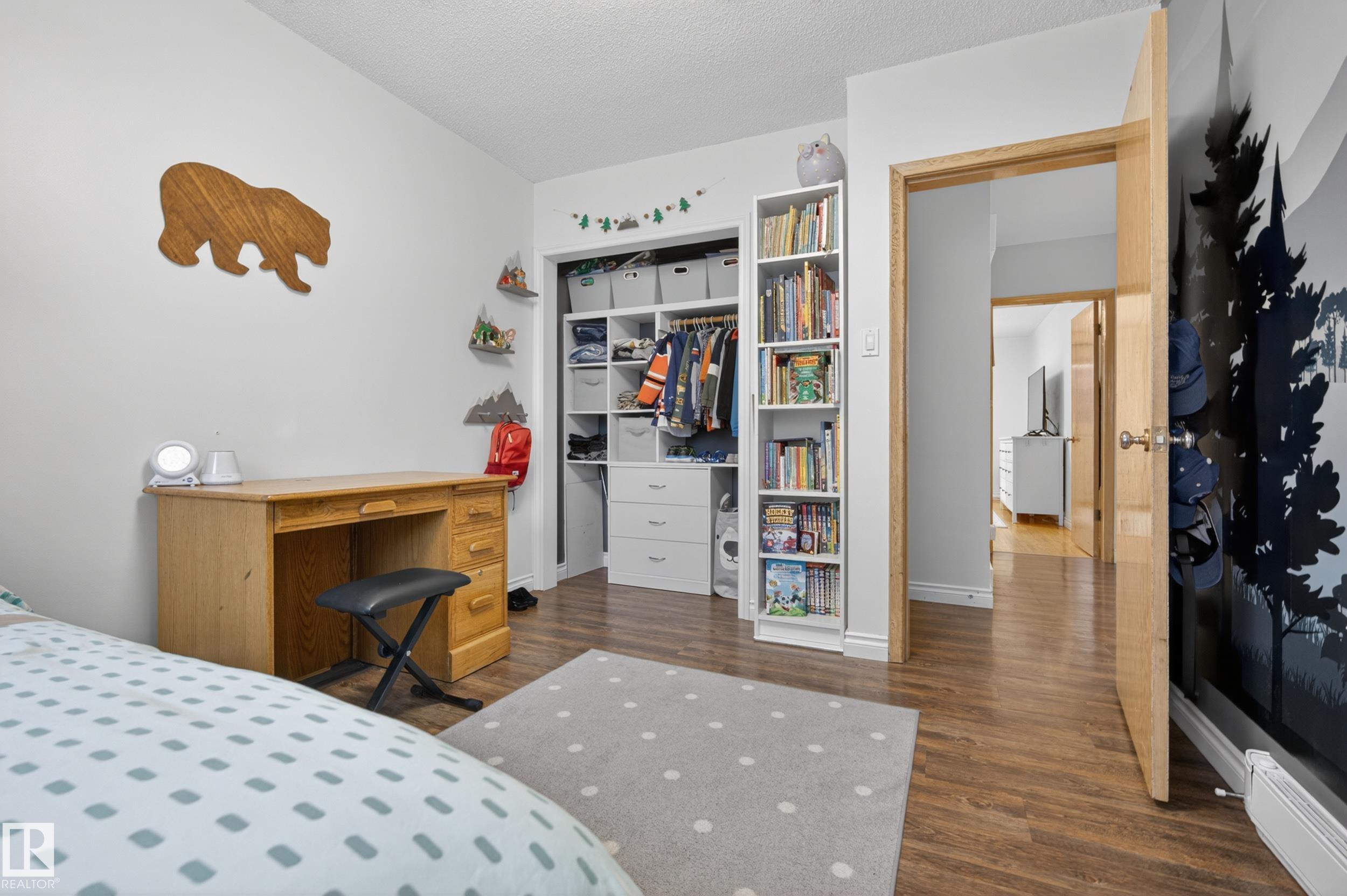 Photo 28 at 10328 76 Street NW, Forest Heights, Edmonton