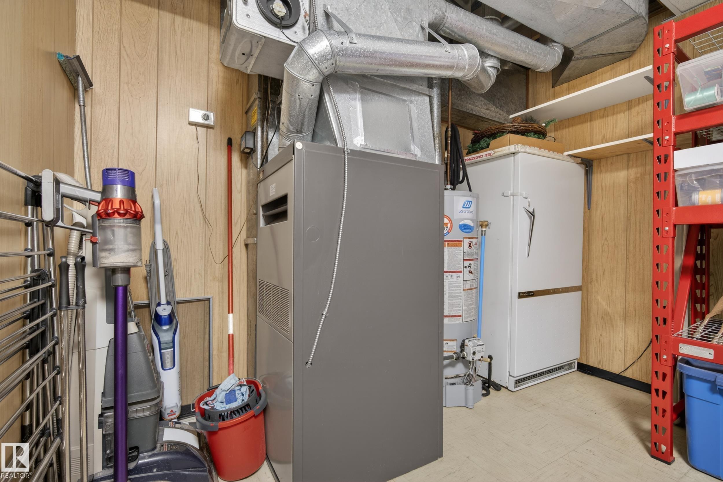 Photo 41 at 10328 76 Street NW, Forest Heights, Edmonton